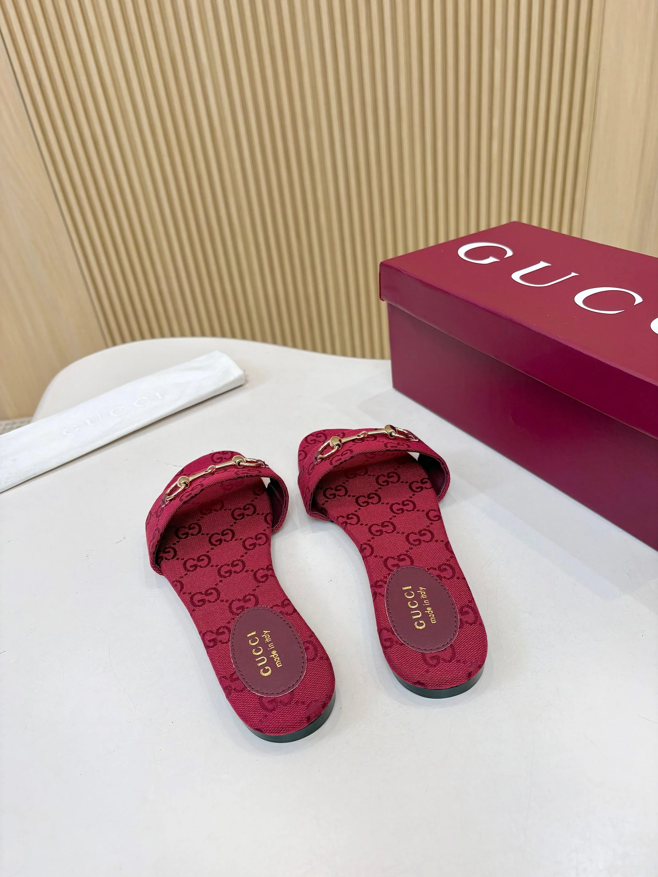 GUCCI Slides GG Canvas Red-Gold EU35-42 A30202609111876 - Image 2