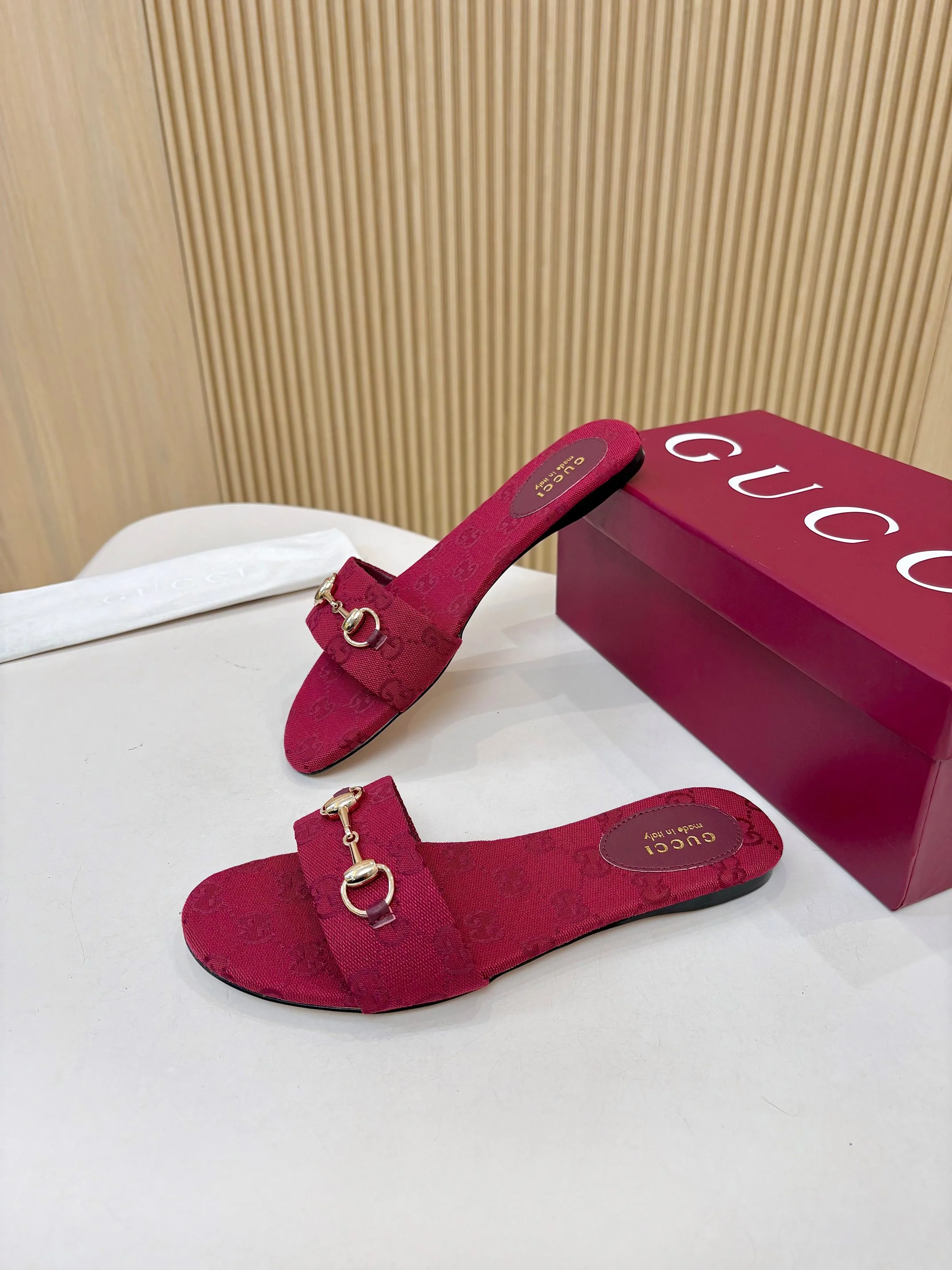 GUCCI Slides GG Canvas Red-Gold EU35-42 A30202609111876 - Image 5