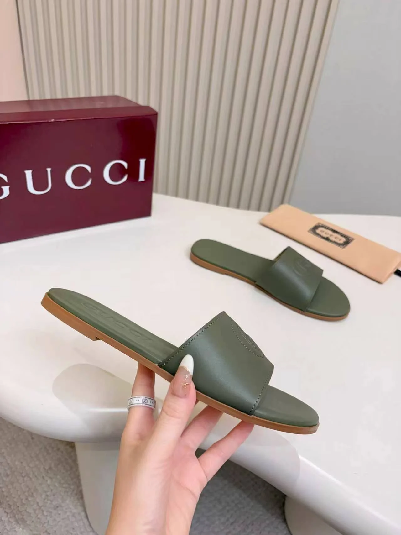 GUCCI Slides Green-Brown A50202609111135 - Image 3