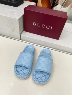 Alternative view of GUCCI Slides Lamb Leather Blue-Light Blue EU35-46 A70202609111220