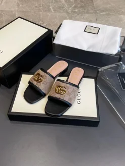 Alternative view of GUCCI Slides Sheepskin Leather Black-Beige-Gold EU35-40 A50202609111872