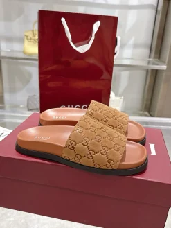GUCCI Slides Suede Calfskin Rubber Brown-Black EU36-47 A70202609111831