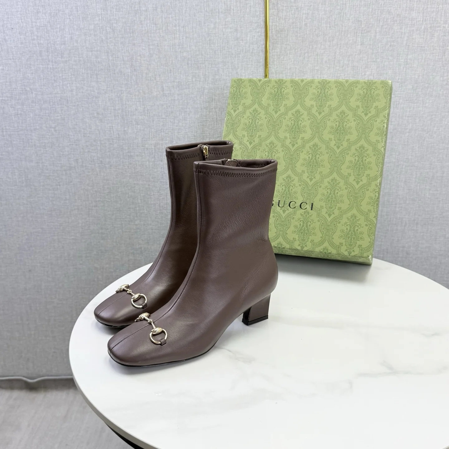 GUCCI Slippers Patent Leather Brown-Gold EU35-39 C90202609110607 - Image 4