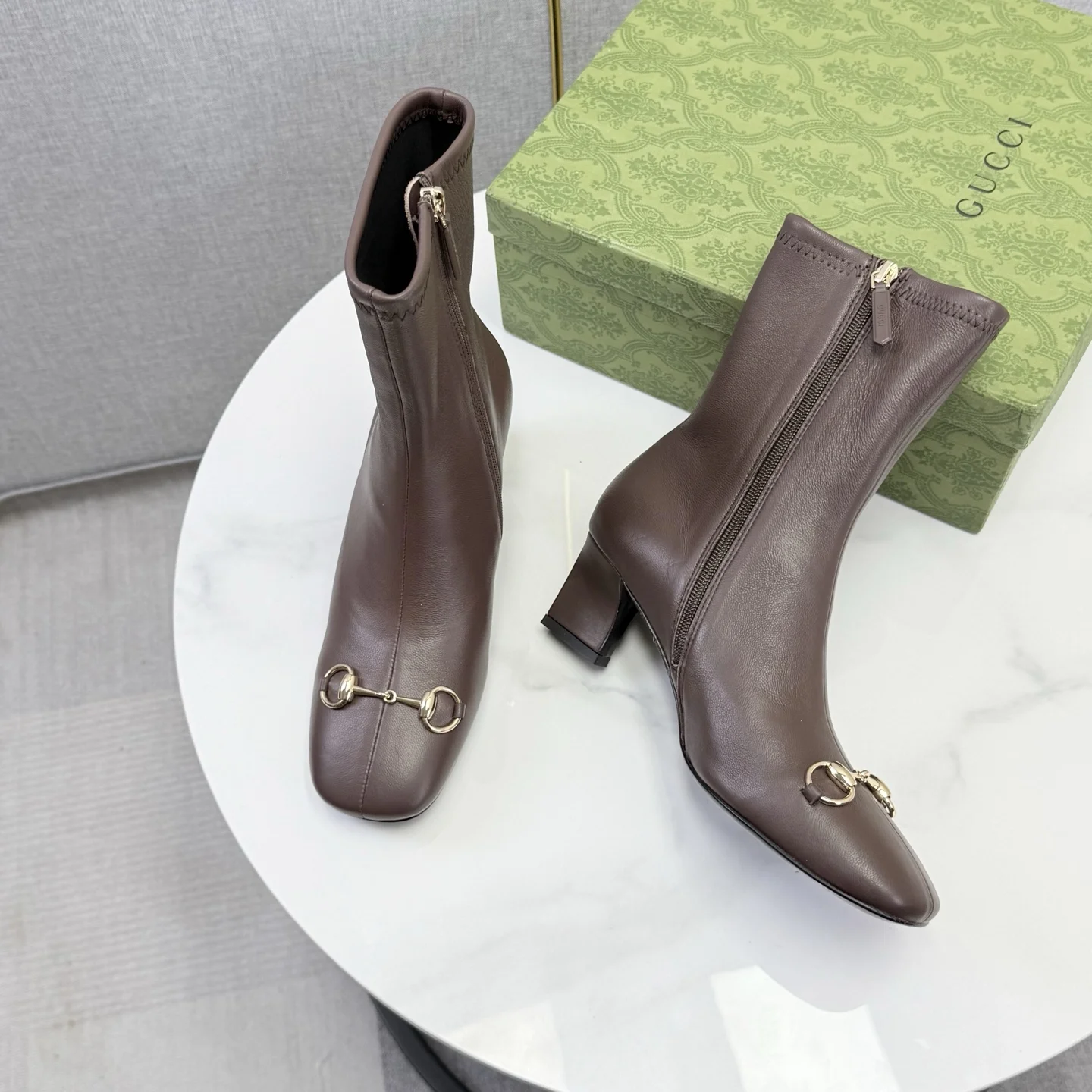 GUCCI Slippers Patent Leather Brown-Gold EU35-39 C90202609110607 - Image 8