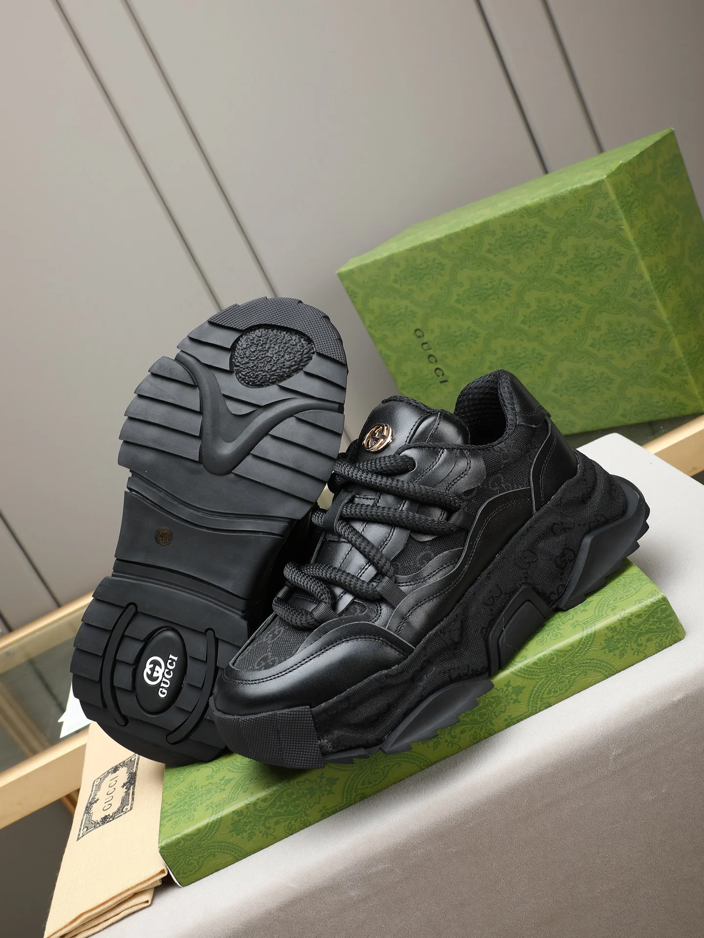 GUCCI Sneakers Black B90202609110722 - Image 3