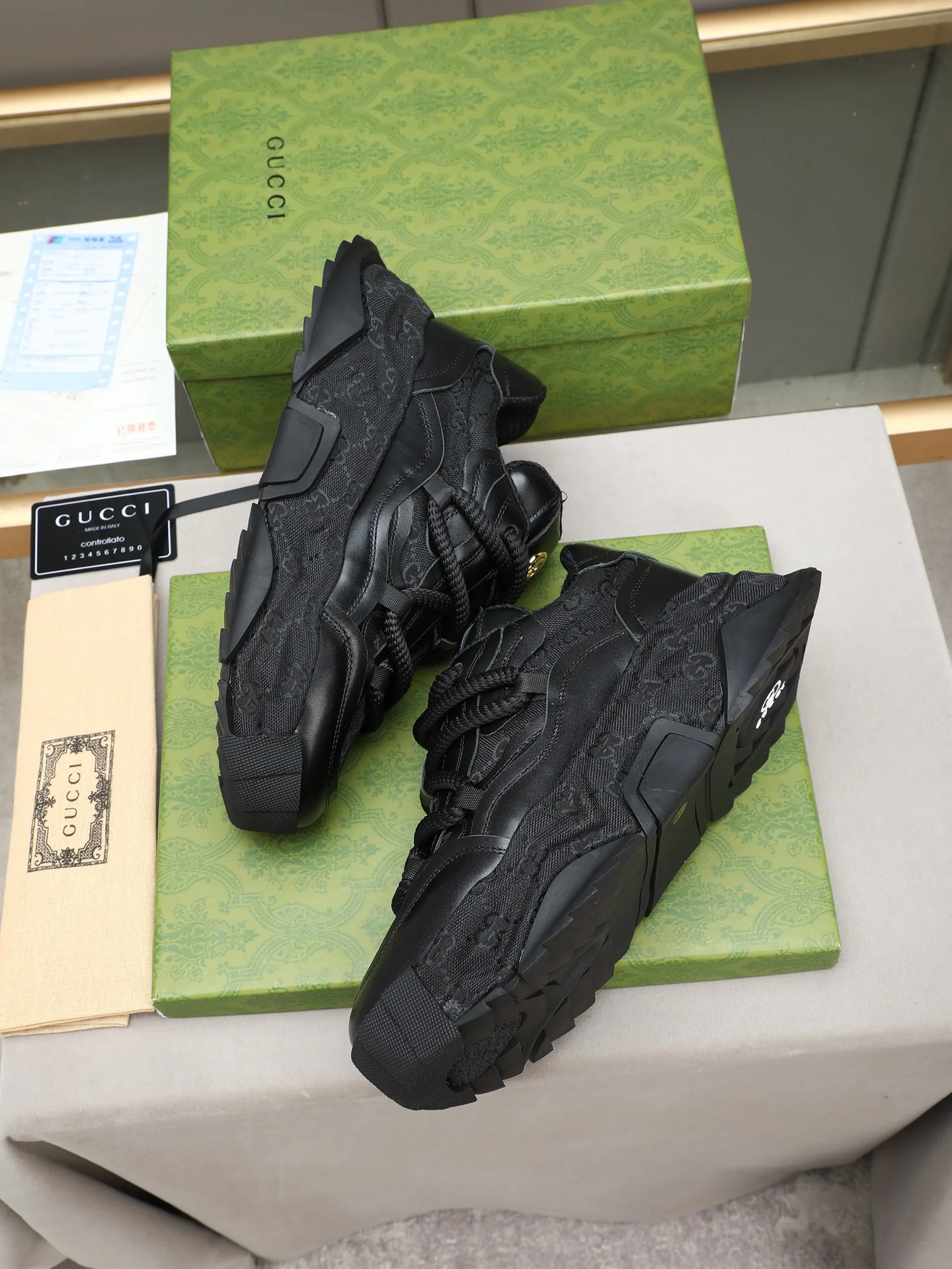 GUCCI Sneakers Black B90202609110722 - Image 6