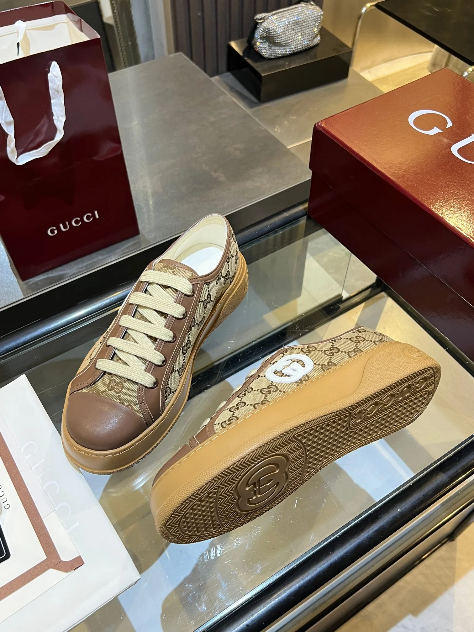 GUCCI Sneakers Brown-White B60202609110576 - Image 4