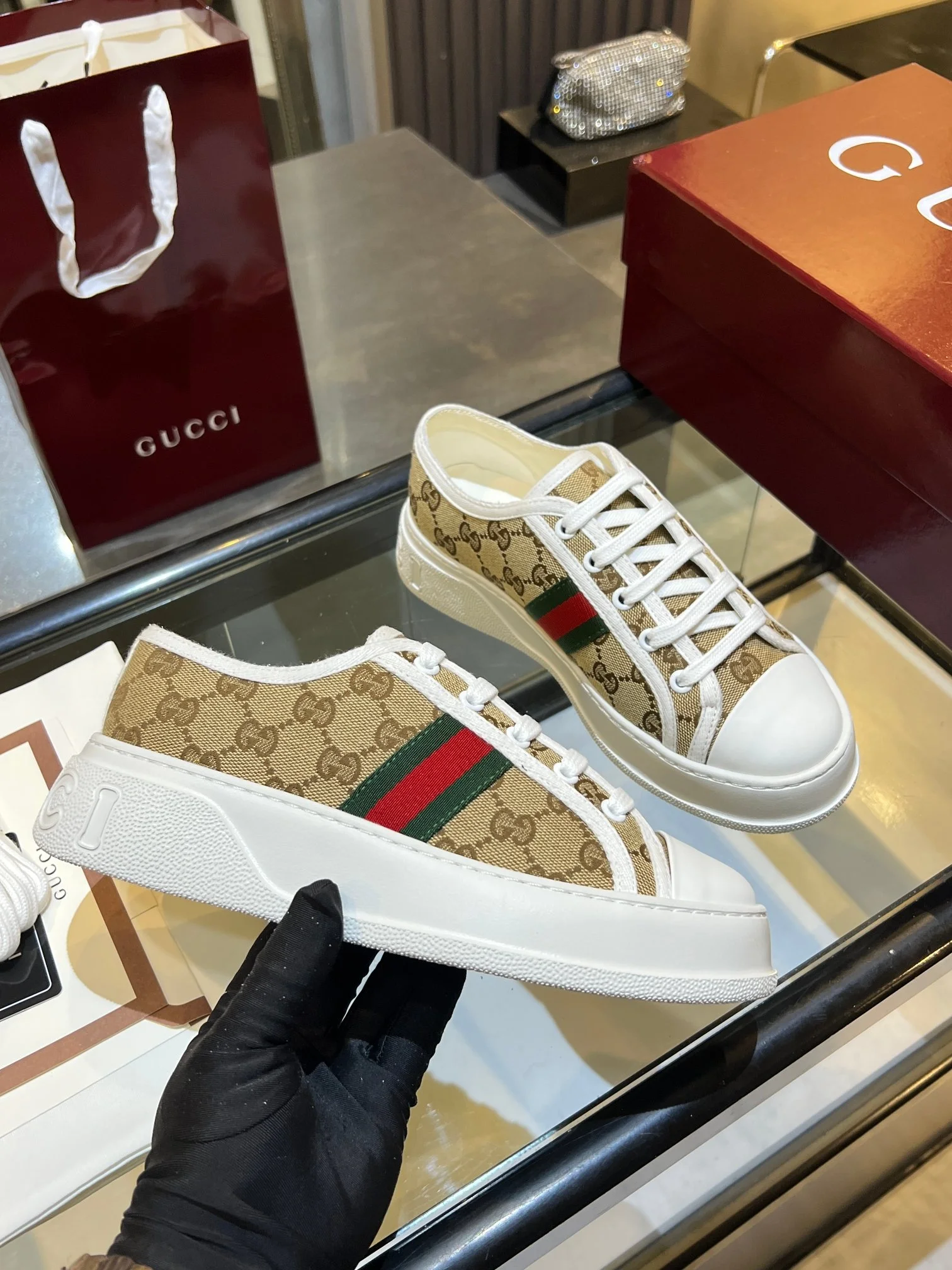GUCCI Sneakers Calfskin Leather Beige-White EU35-45 B60202609110582