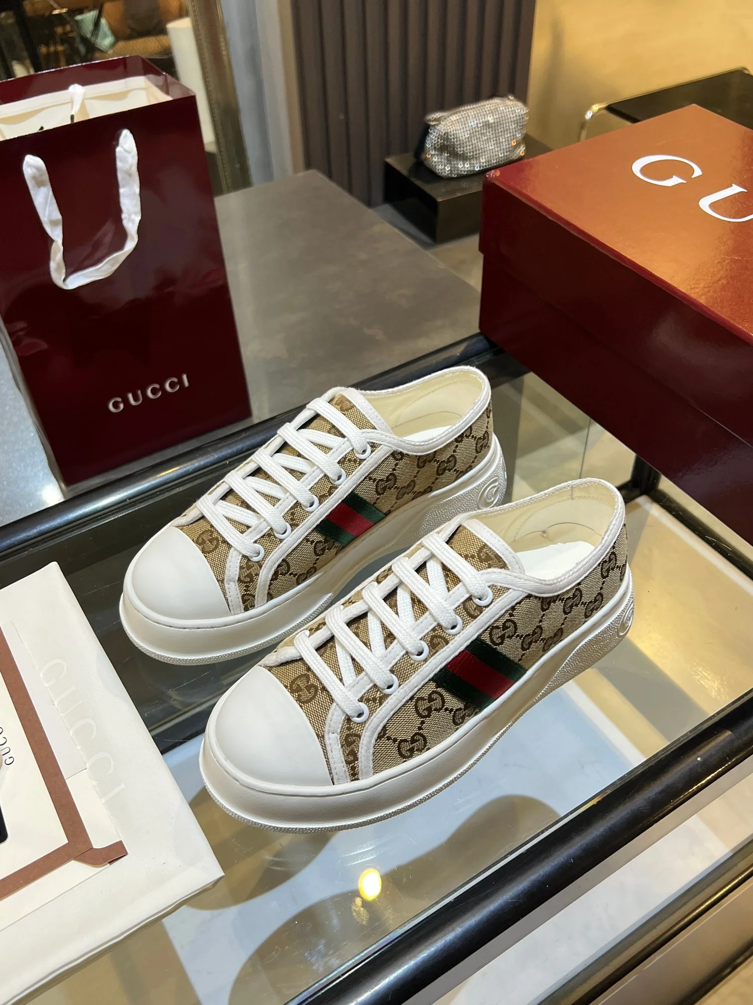 GUCCI Sneakers Calfskin Leather Beige-White EU35-45 B60202609110582 - Image 5