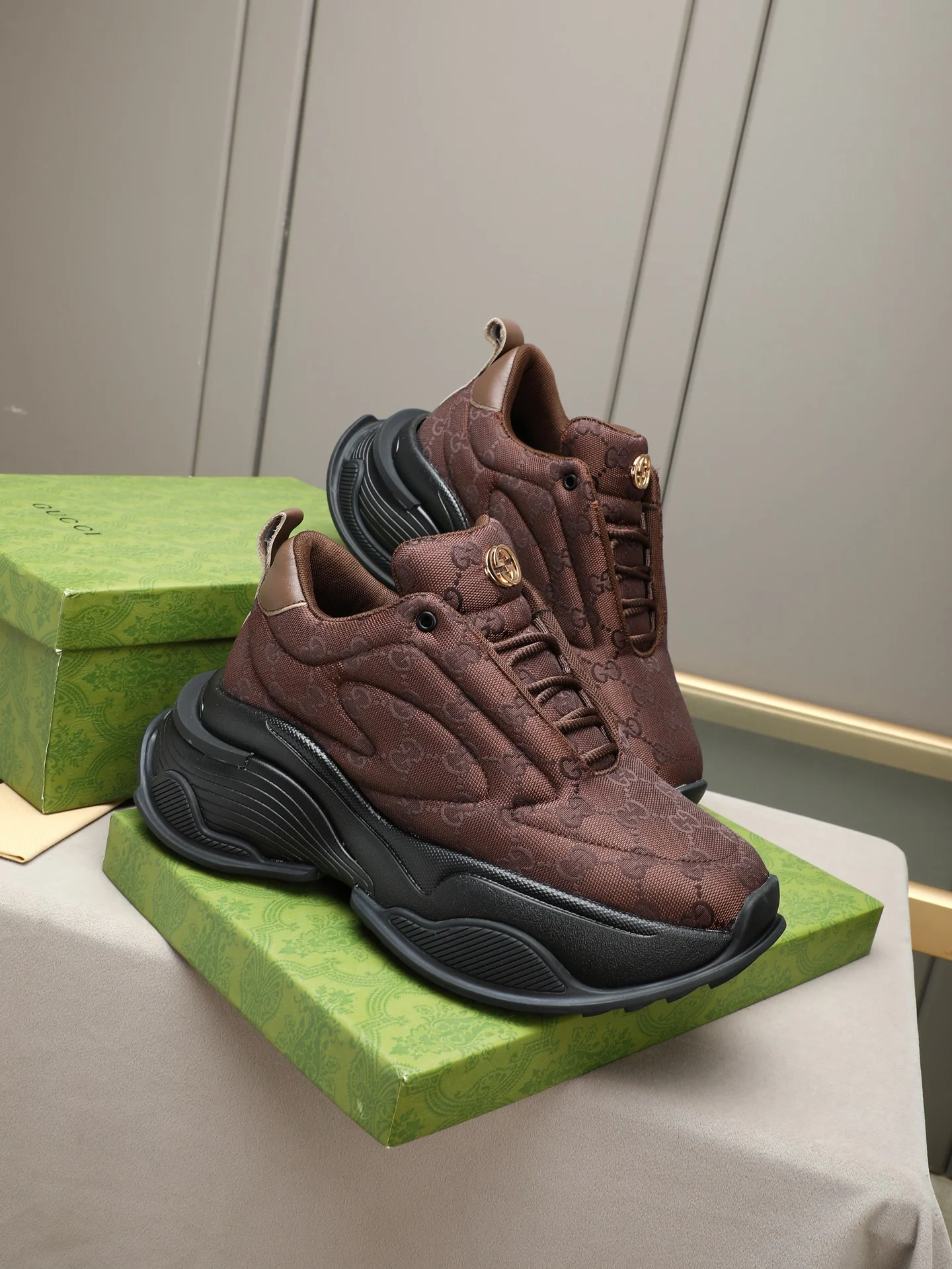 GUCCI Sneakers Canvas Rubber Brown-Black EU39-44 C10202609110717 - Image 4