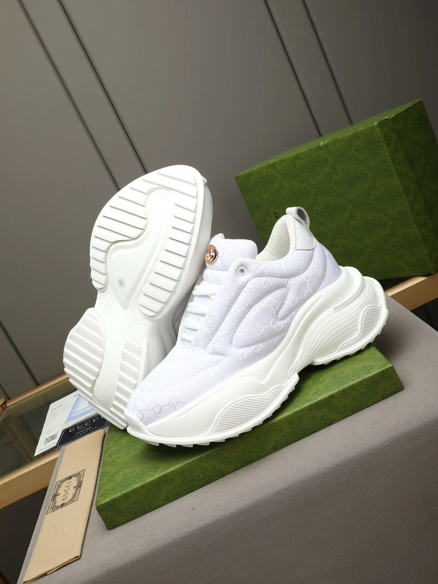 GUCCI Sneakers Canvas White EU39-44 C10202609110720 - Image 3