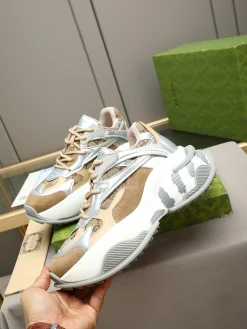 Alternative view of GUCCI Sneakers Leather White-Brown EU39-44 C40202609112009