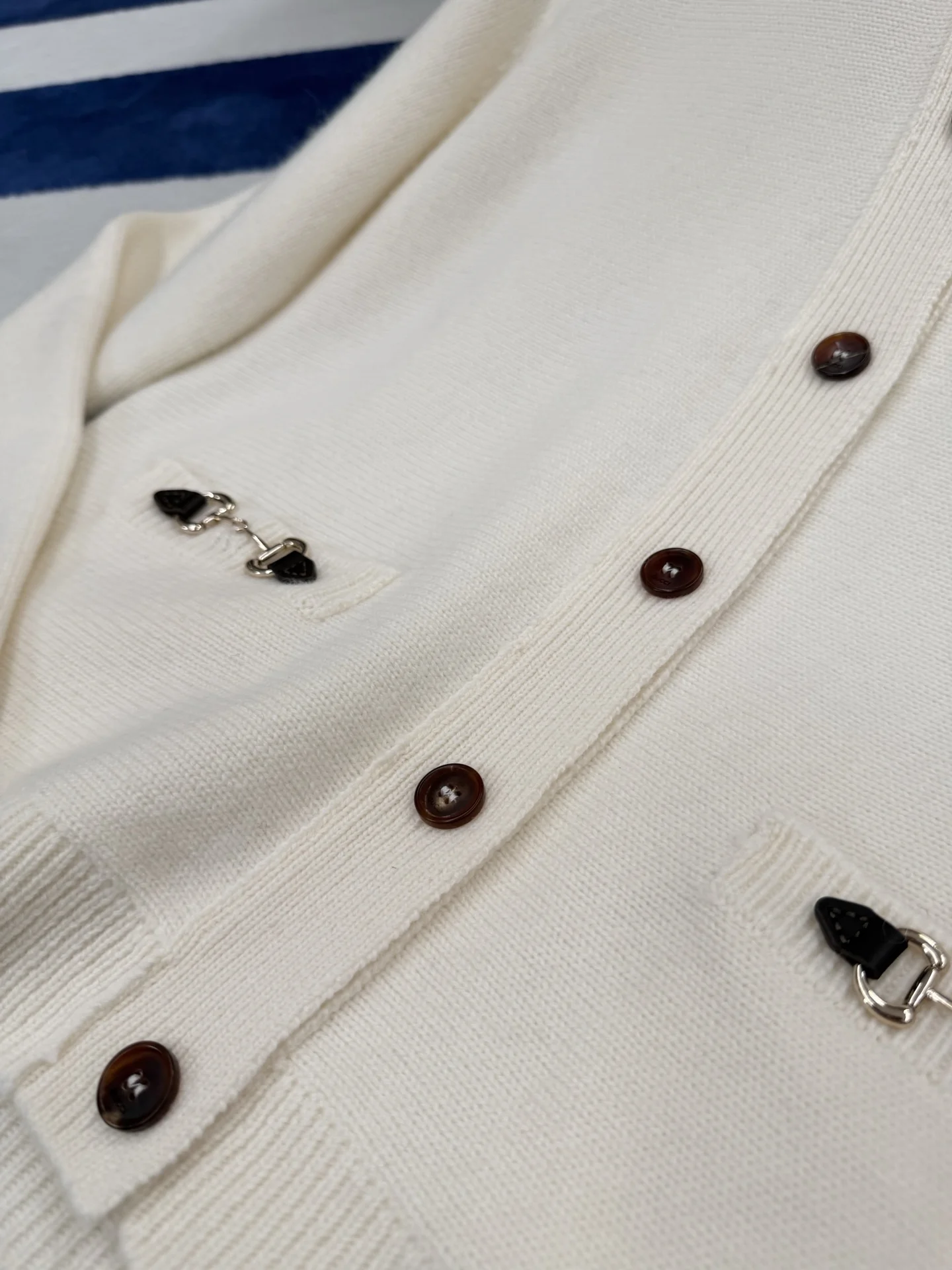 GUCCI Sweaters Wool Blend Cream-Brown S-M-L E15202609060679 - Image 4