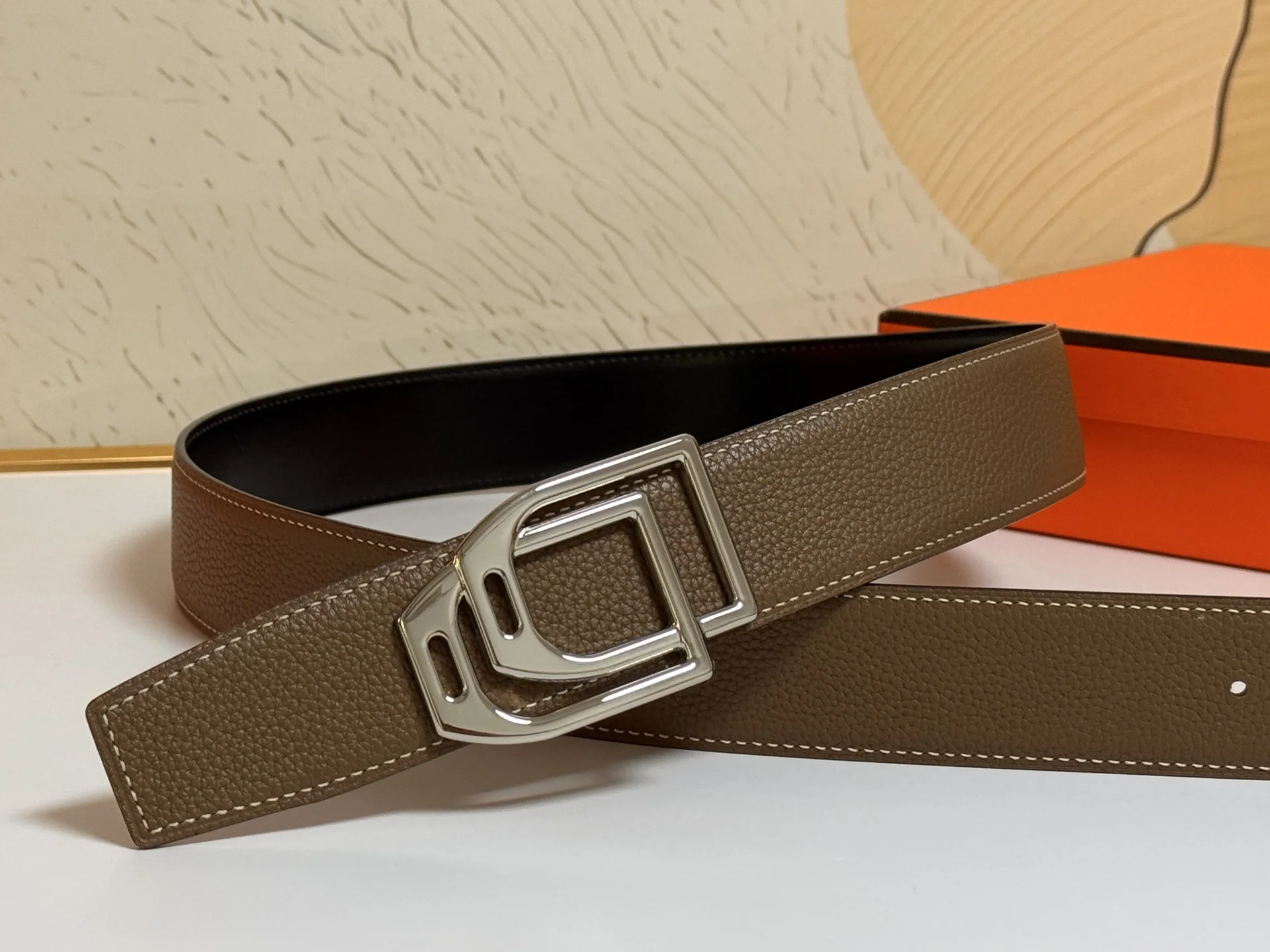 HERMES Belts Brown-Silver A70202609070441 - Image 2