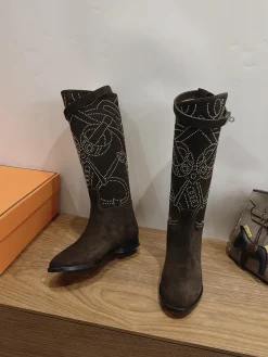 Alternative view of HERMES Boots Calfskin Leather Brown-Silver EU35-42 A010202609111468