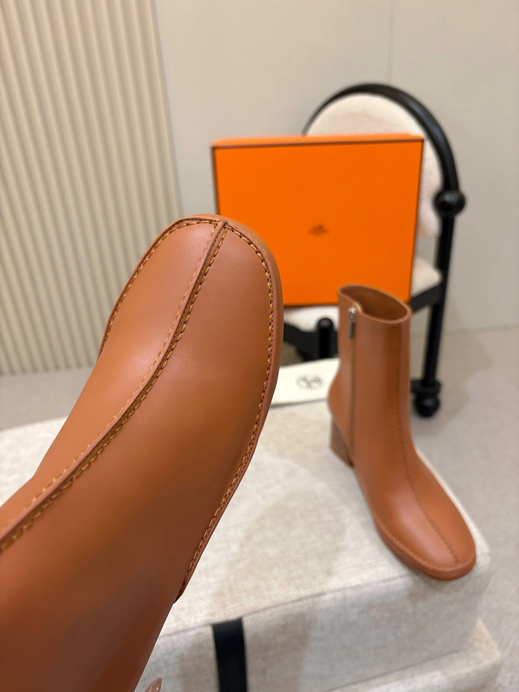 HERMES Boots Leather Brown EU35-41 C50202609110558 - Image 2