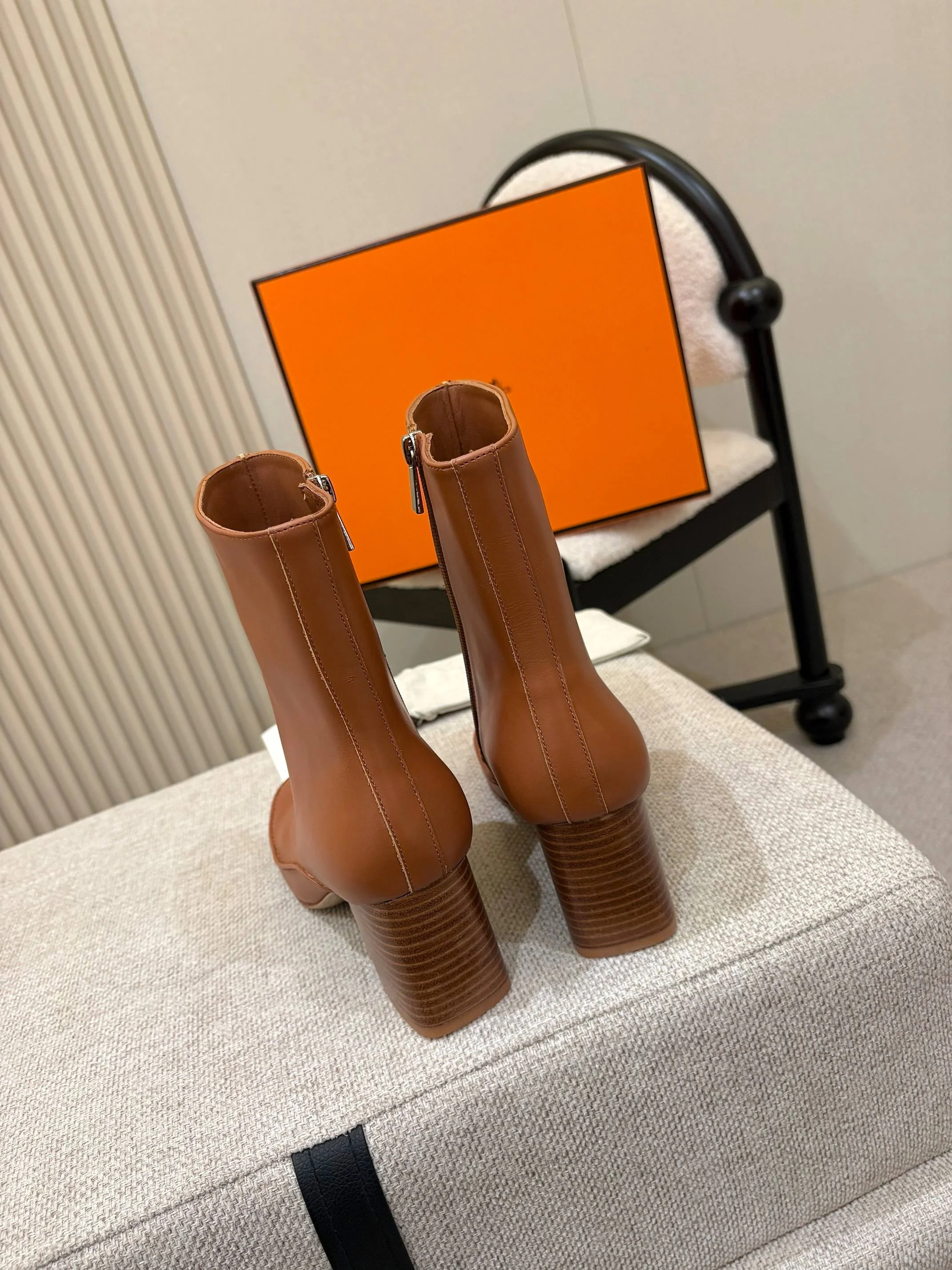 HERMES Boots Leather Brown EU35-41 C50202609110558 - Image 6