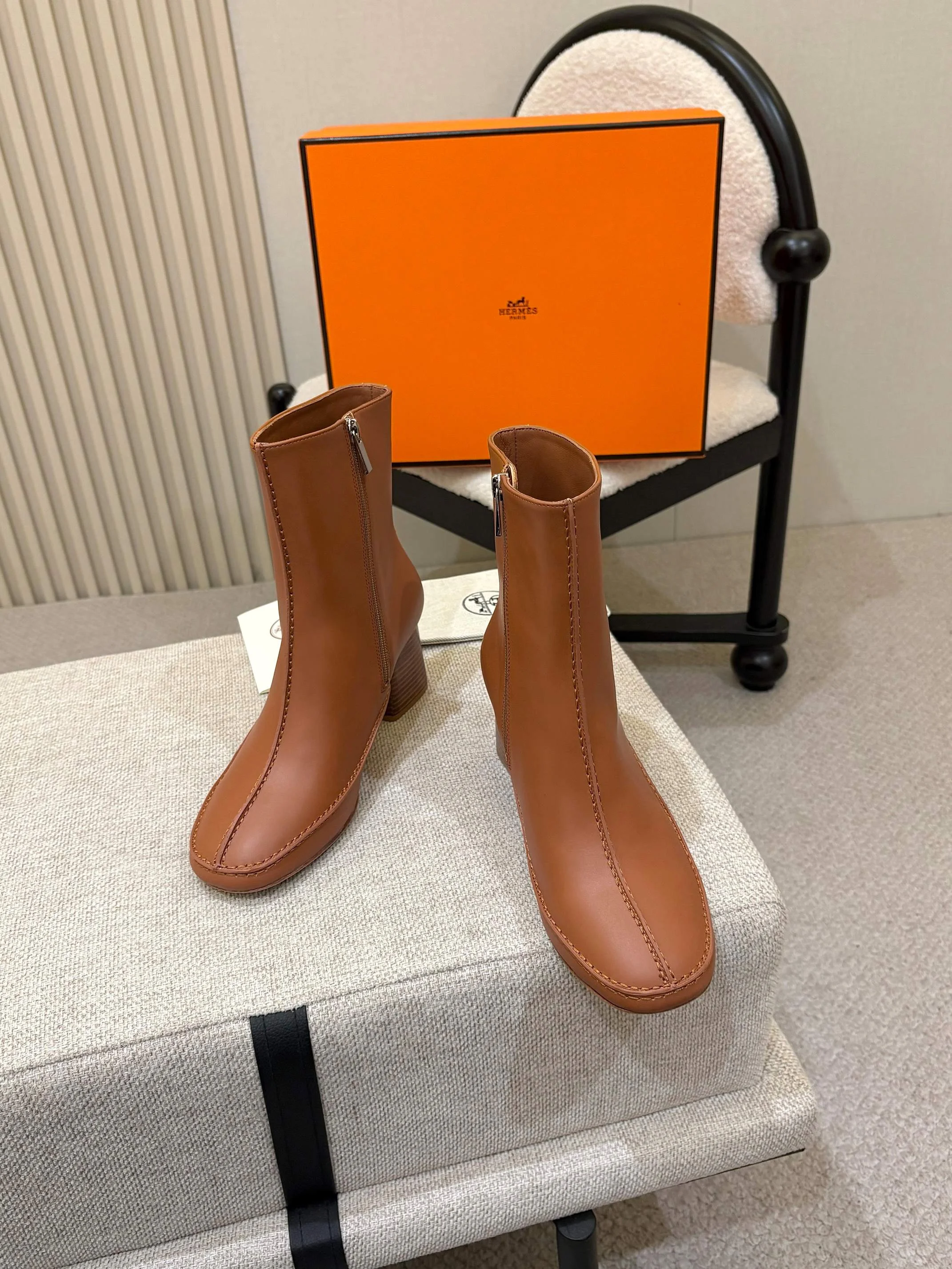 HERMES Boots Leather Brown EU35-41 C50202609110558 - Image 7