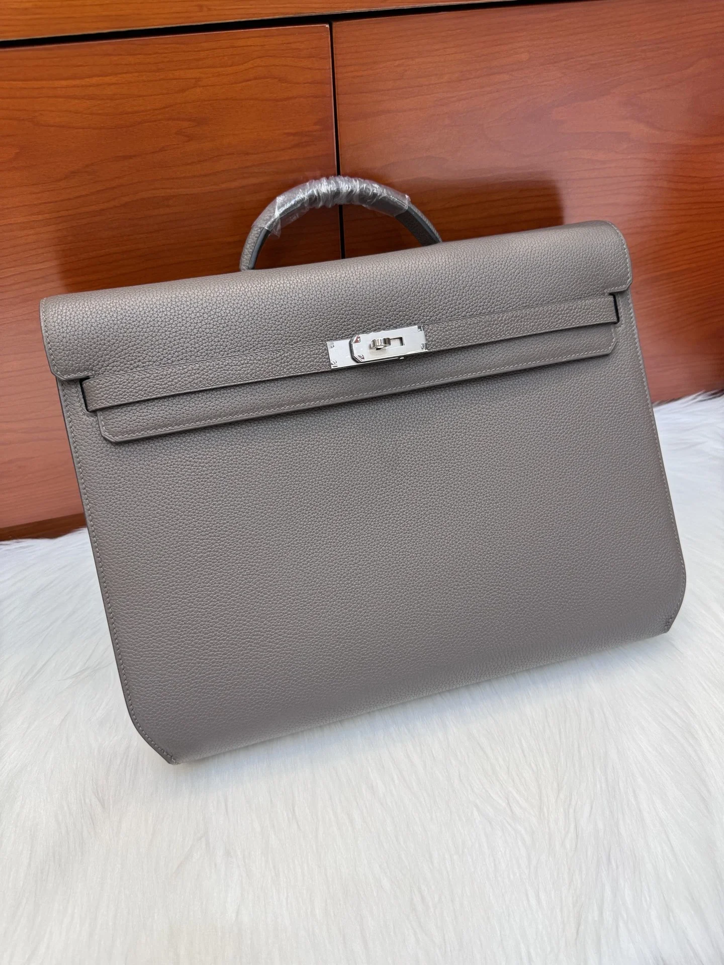HERMES Briefcases Bags Gray-Silver 36X29X5CM A850202609090219
