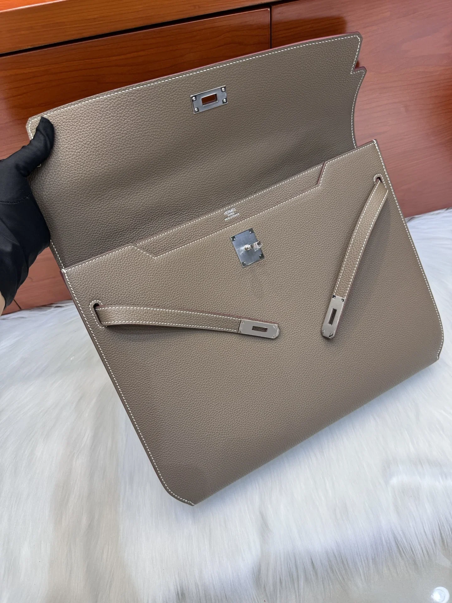 HERMES Briefcases Bags Taupe-Silver 36X29X5CM A850202609090220 - Image 3