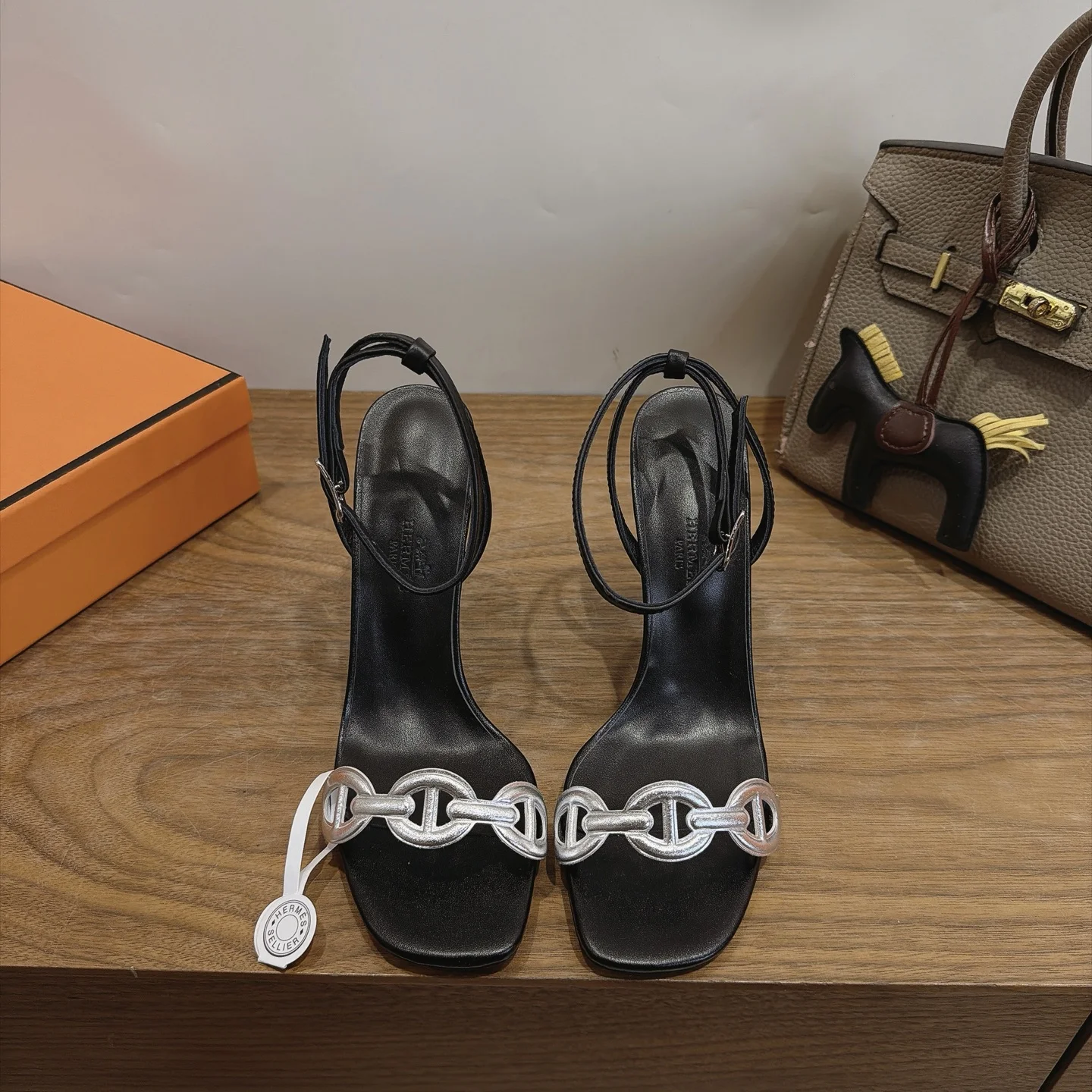 HERMES Heels Black-Silver C40202609111445 - Image 3