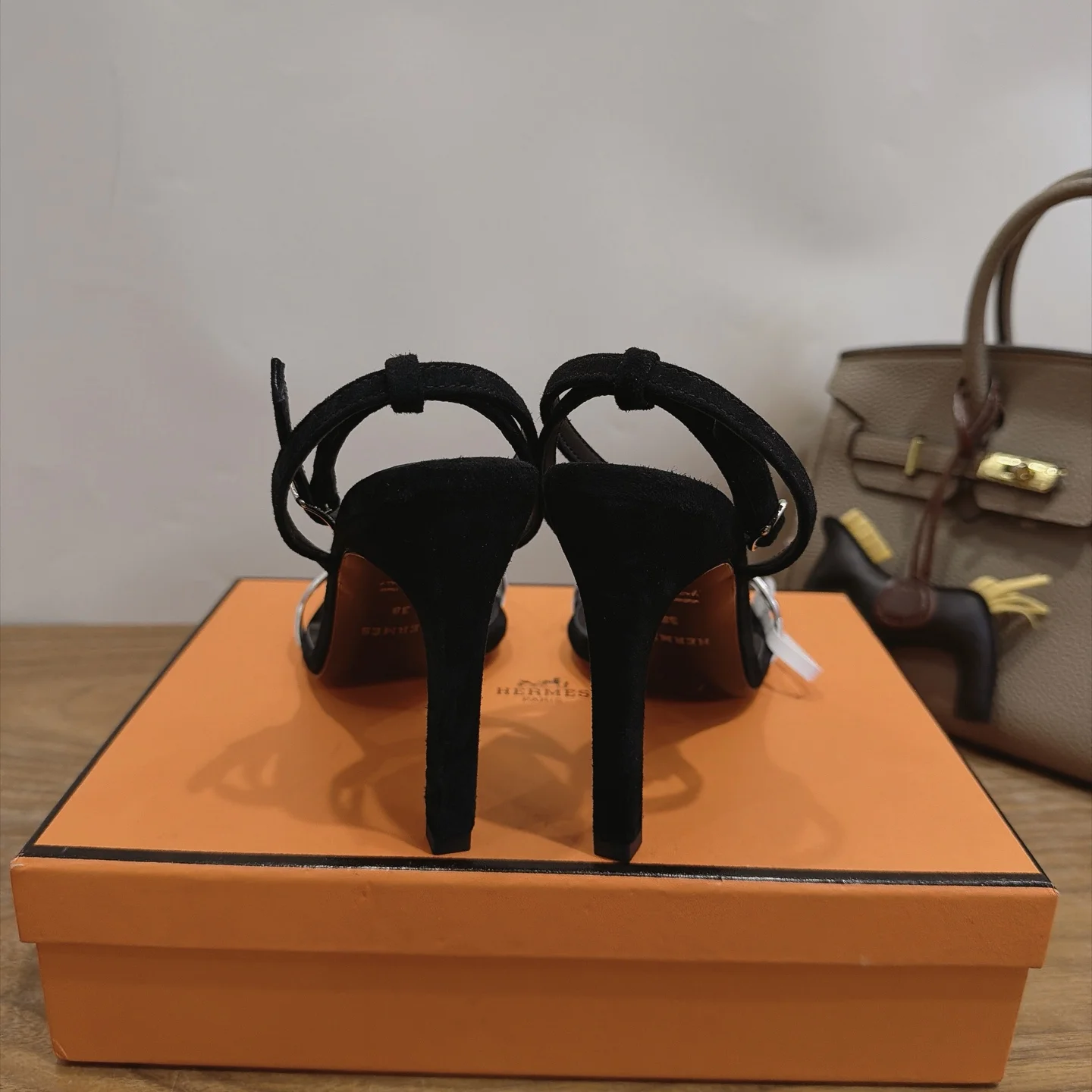 HERMES Heels Black-Silver C40202609111447 - Image 8