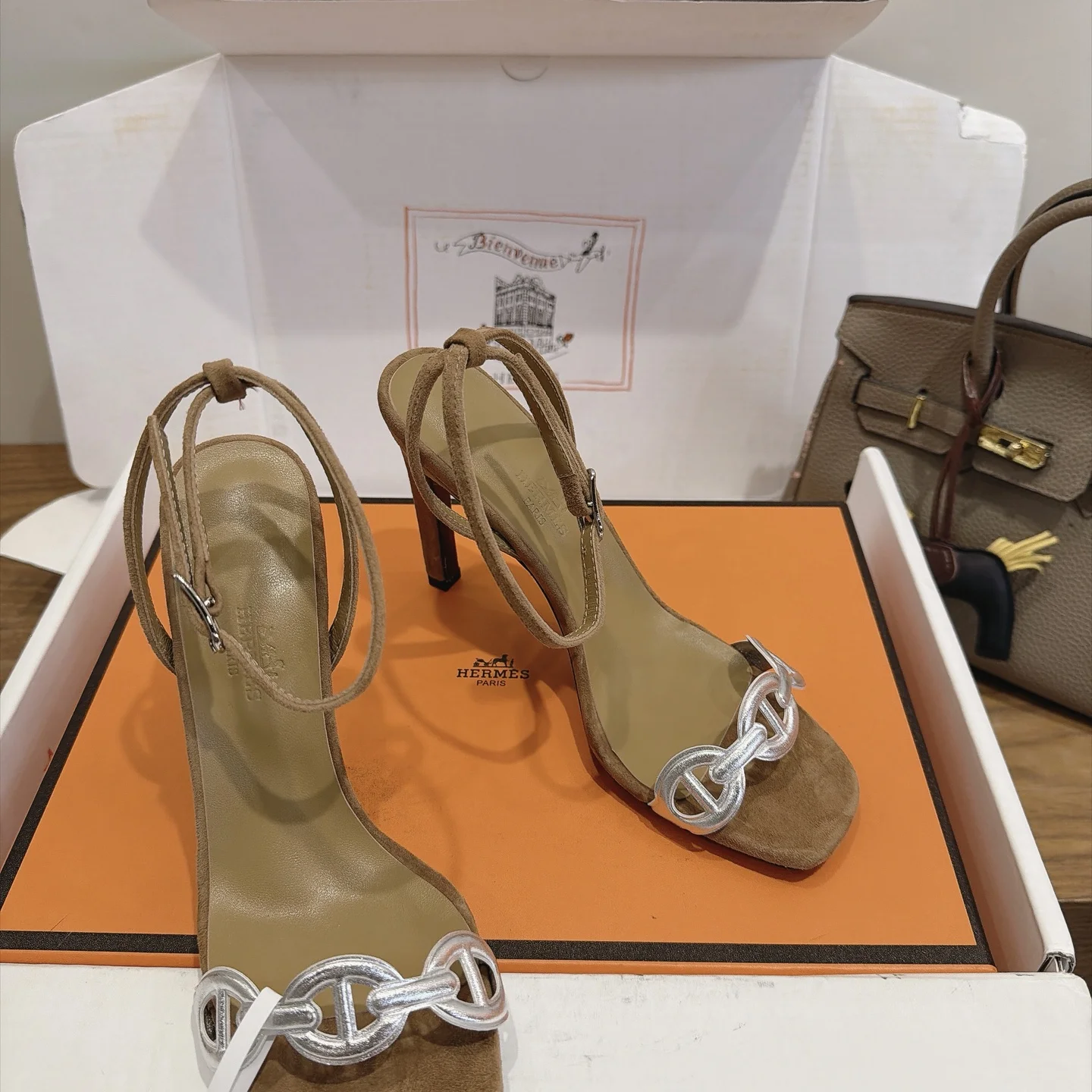 HERMES Heels Brown-Silver C40202609111450 - Image 2