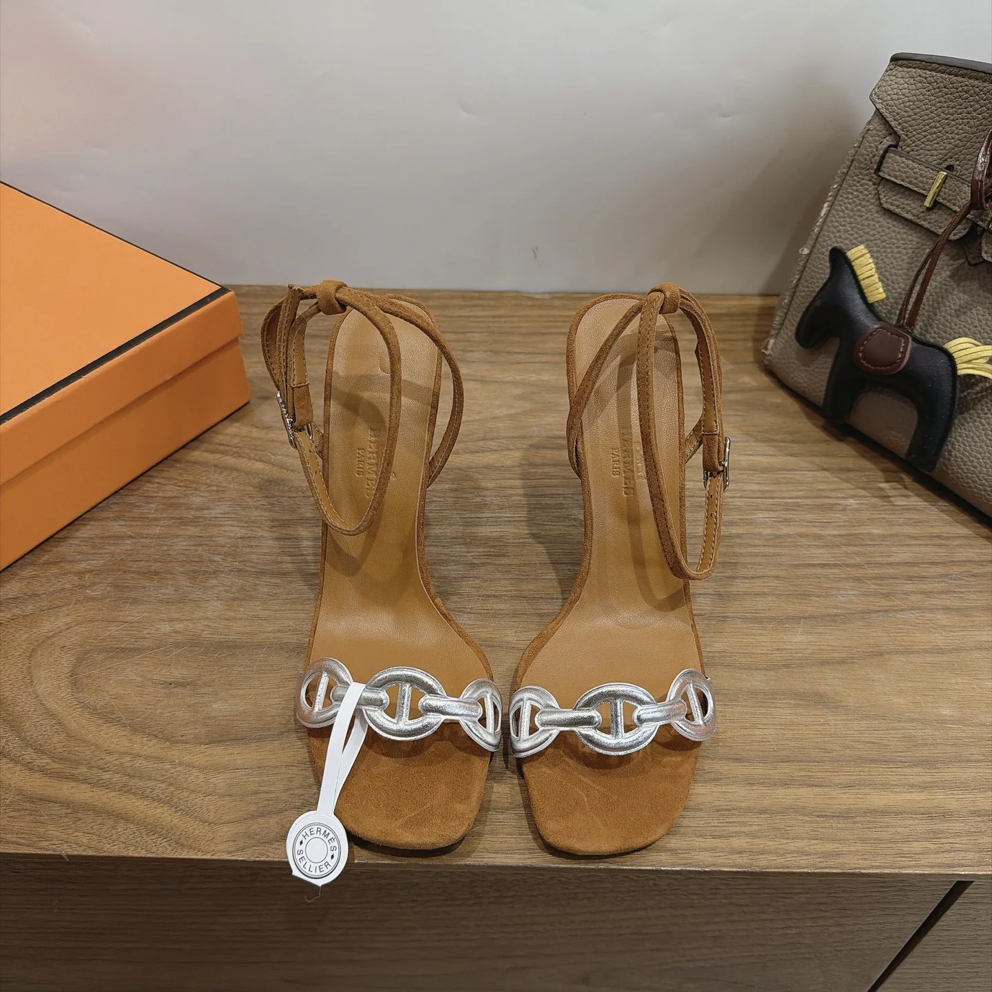 HERMES Heels Brown-Silver C40202609111460 - Image 3