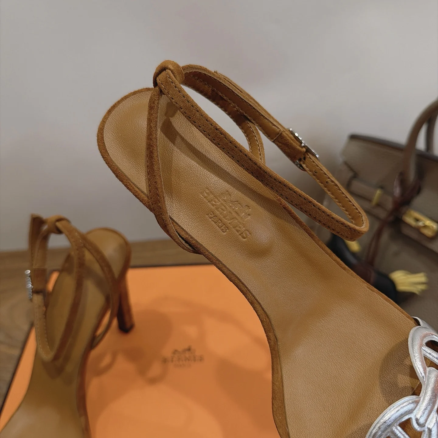 HERMES Heels Brown-Silver C40202609111460 - Image 7