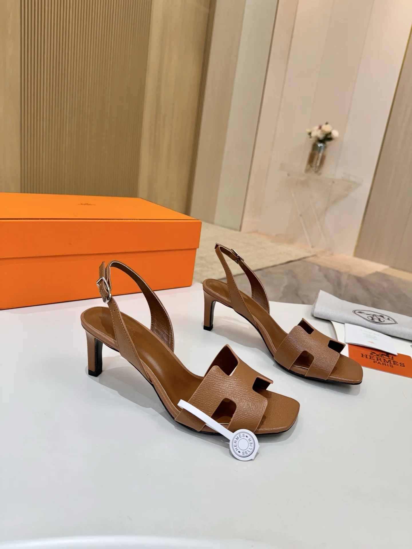 HERMES Heels Calfskin Leather Brown EU34-43 B90202609111473 - Image 7