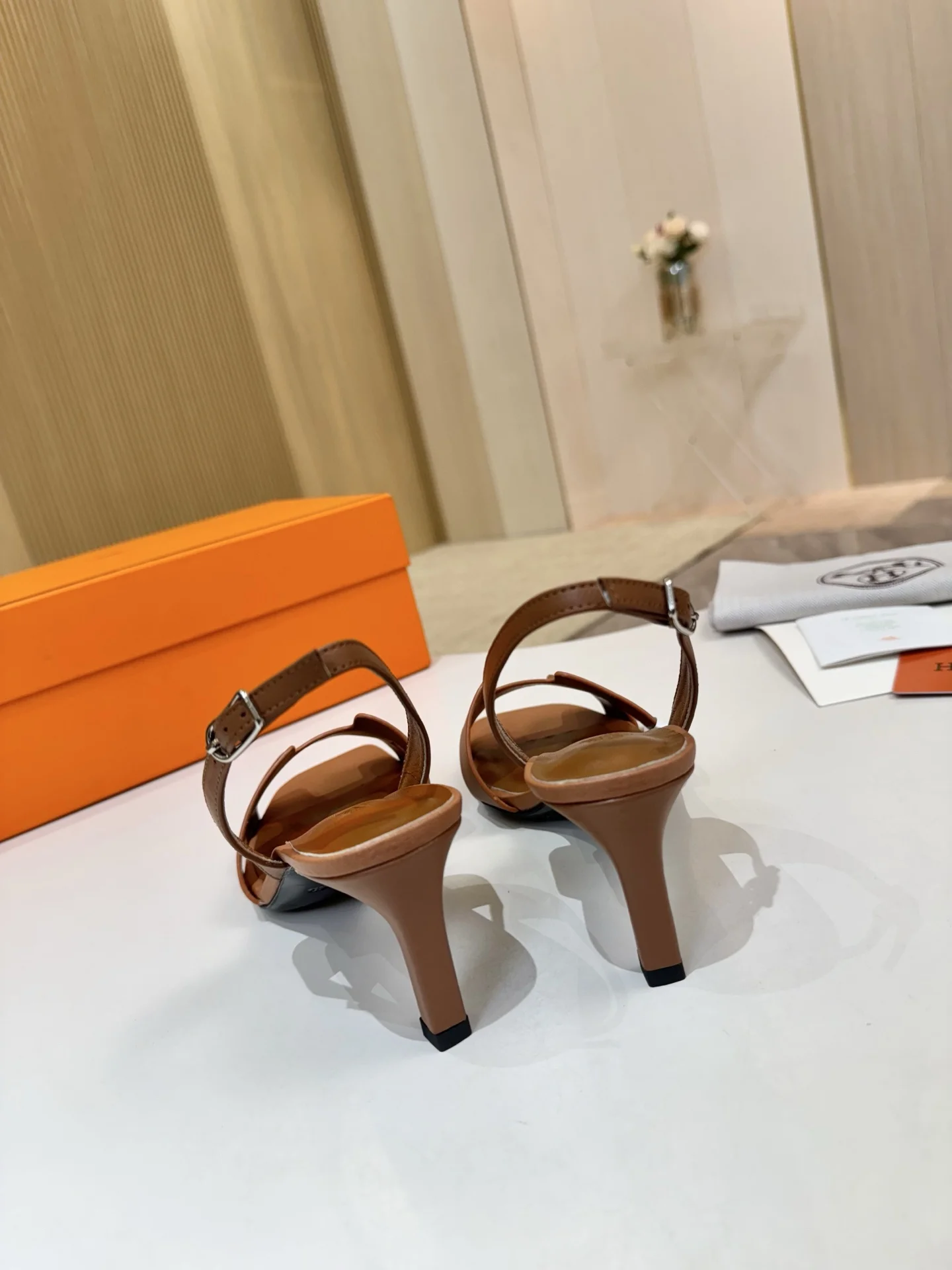 HERMES Heels Calfskin Leather Brown EU34-43 B90202609111487 - Image 7