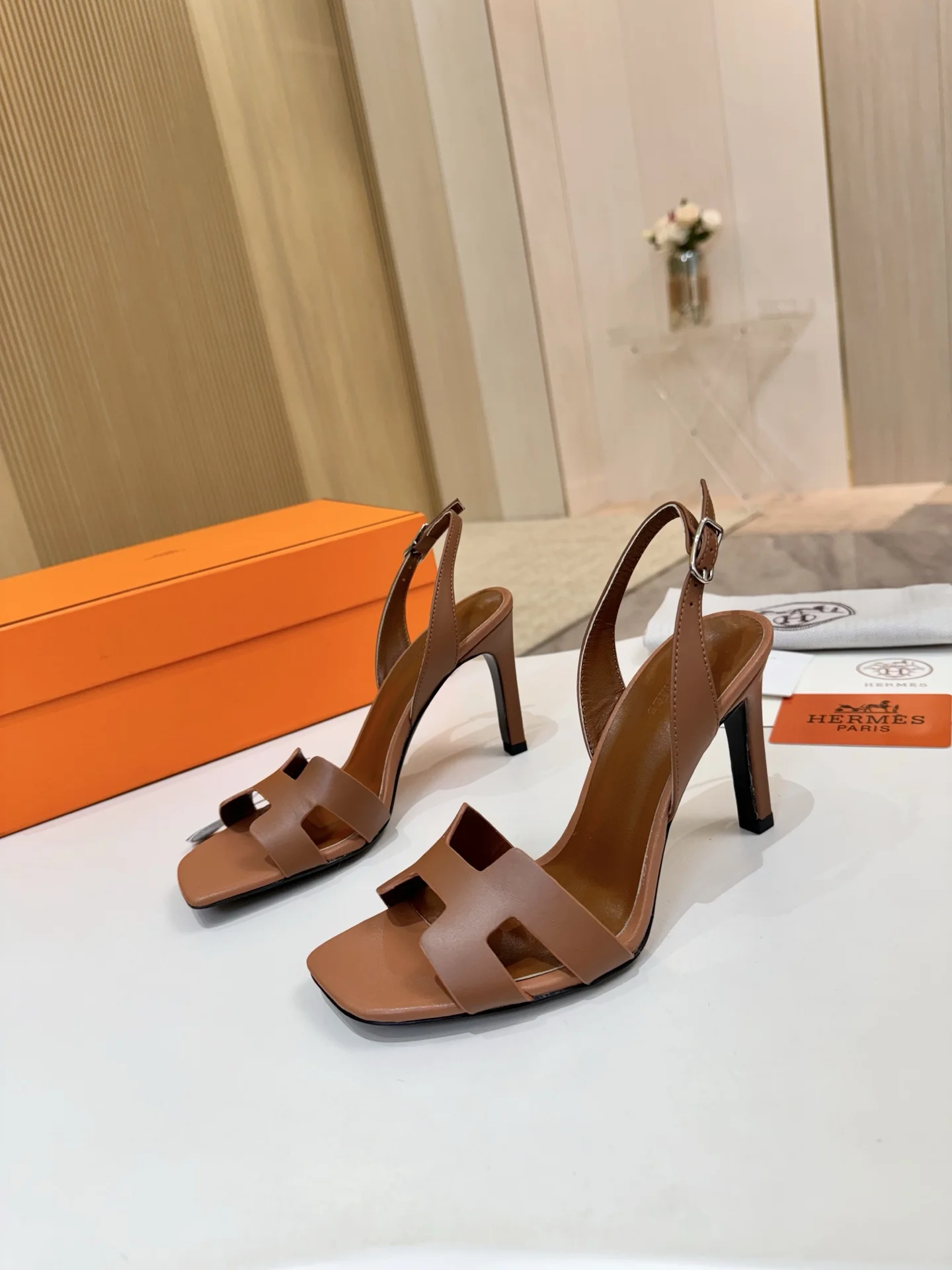 HERMES Heels Calfskin Leather Brown EU34-43 B90202609111503 - Image 2