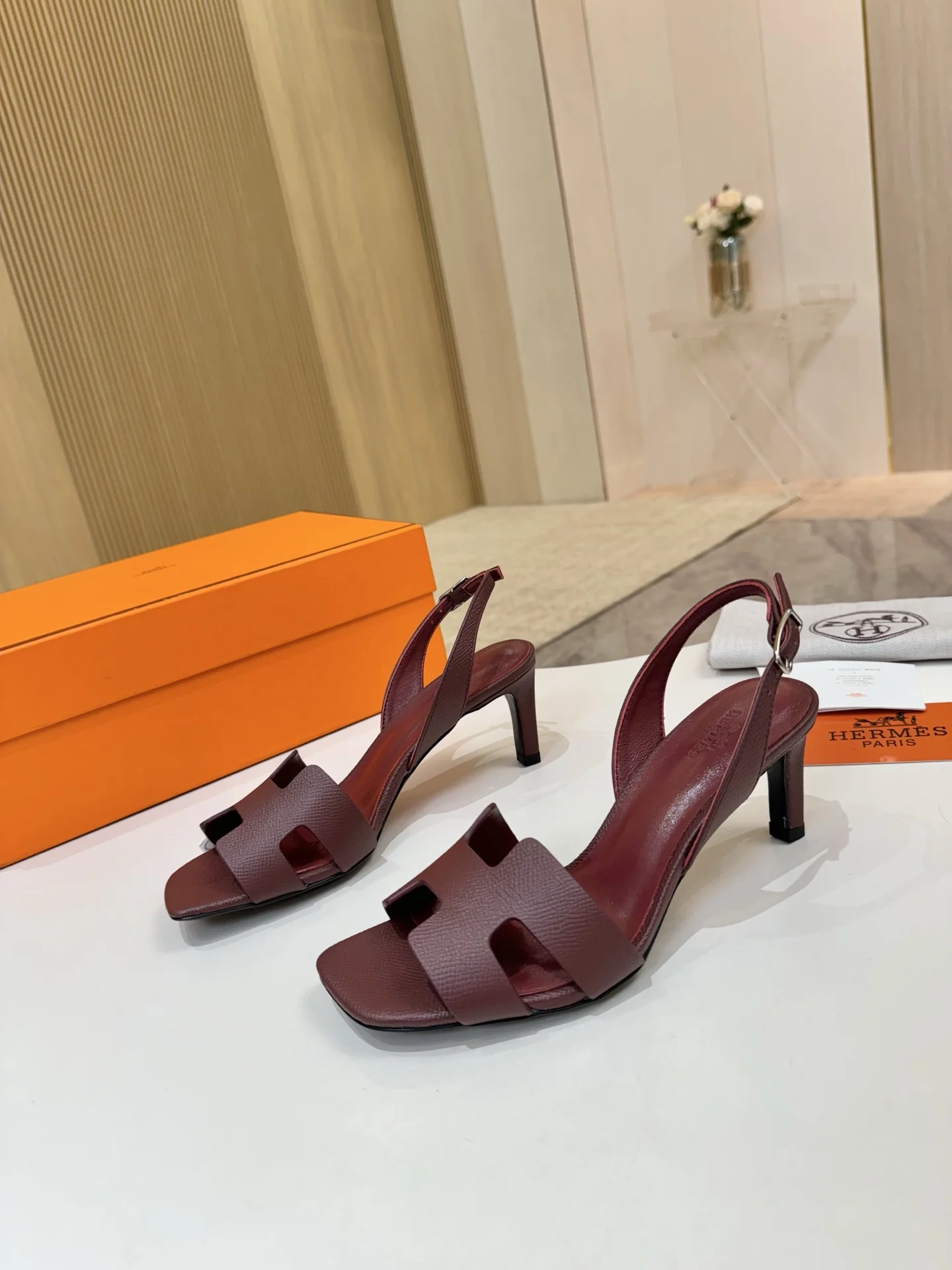 HERMES Heels Calfskin Leather Burgundy EU34-43 B90202609111475 - Image 4