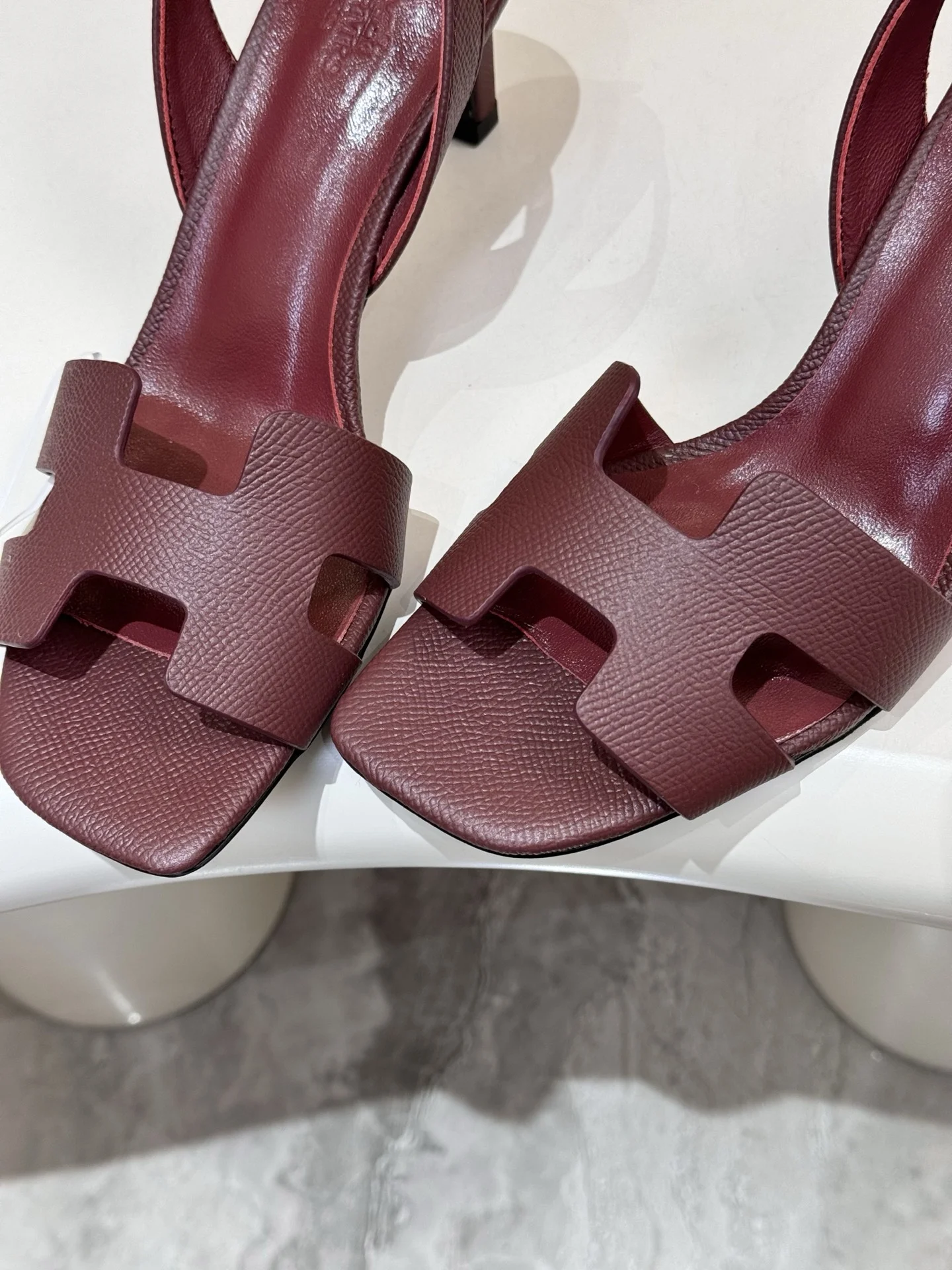 HERMES Heels Calfskin Leather Burgundy EU34-43 B90202609111475 - Image 6