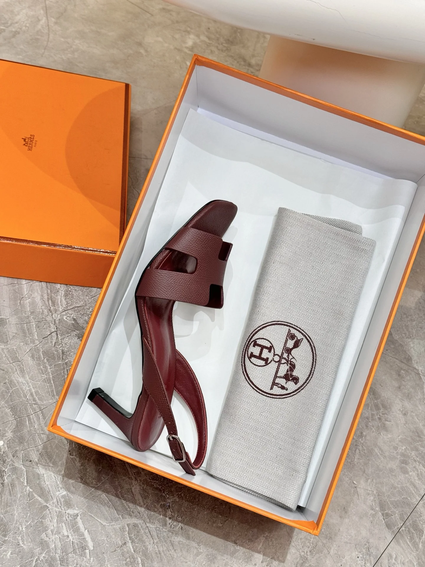 HERMES Heels Calfskin Leather Burgundy EU34-43 B90202609111475 - Image 9