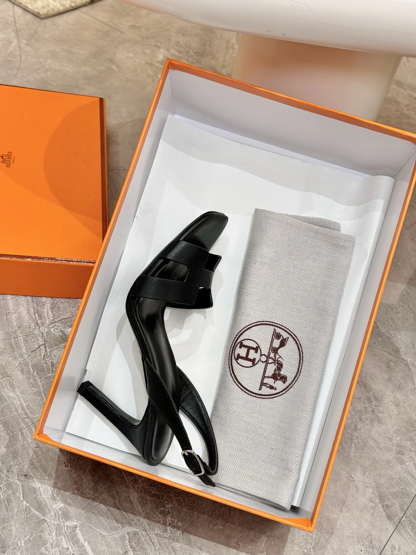 HERMES Heels Leather Black EU34-43 B90202609111498 - Image 2