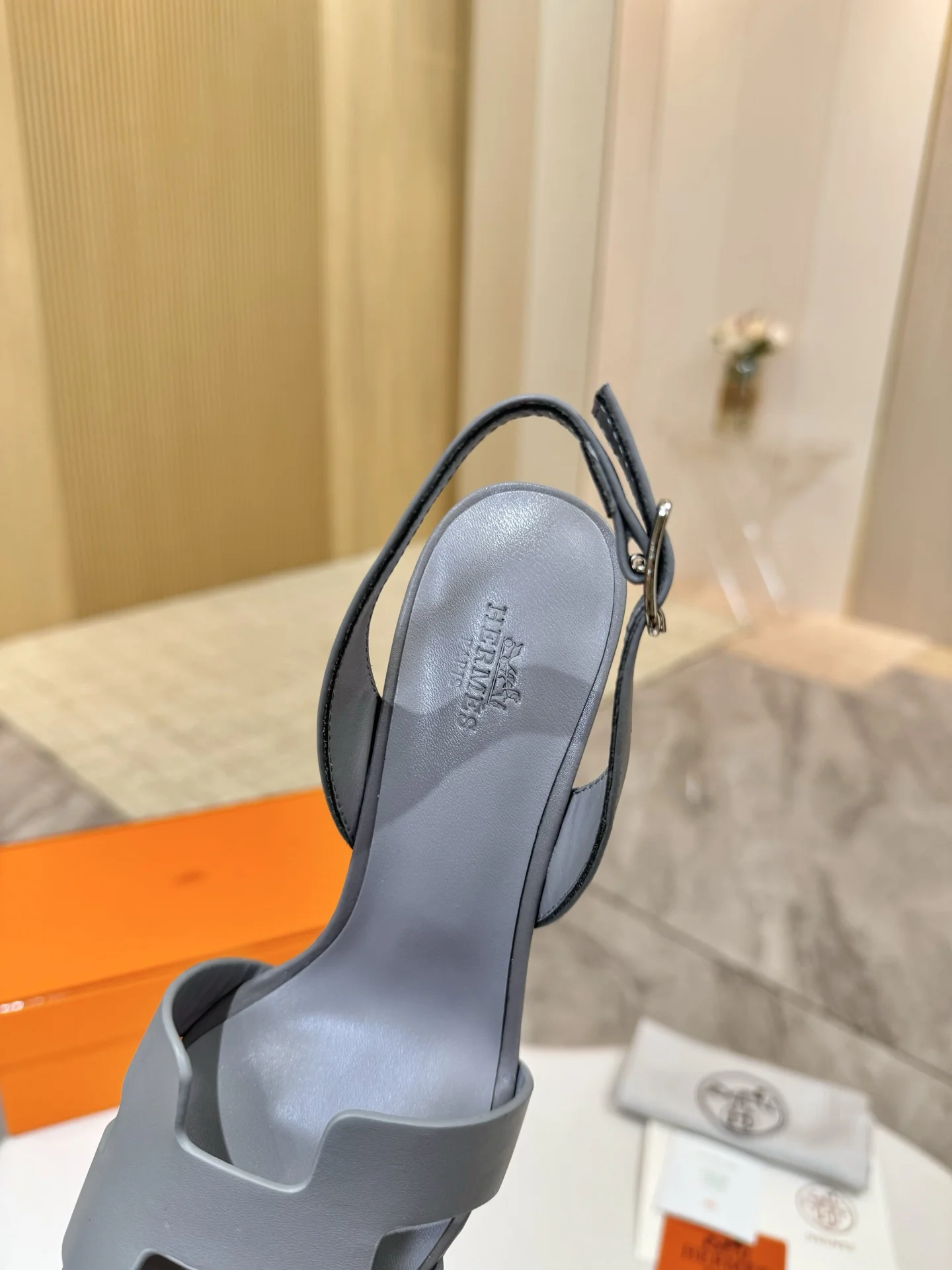 HERMES Heels Leather Gray EU34-43 B90202609111480 - Image 6
