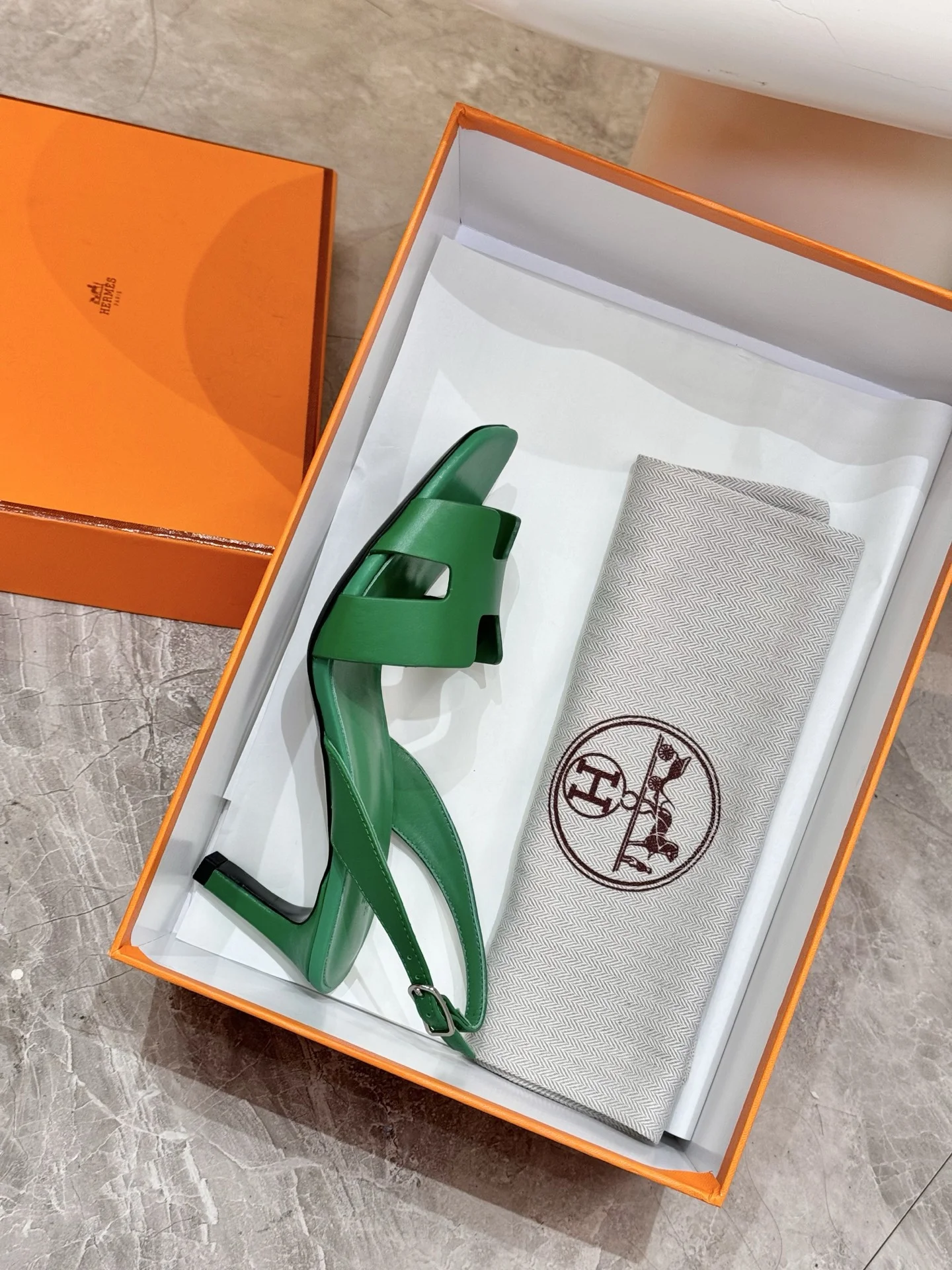 HERMES Heels Leather Green EU34-43 B90202609111484 - Image 2