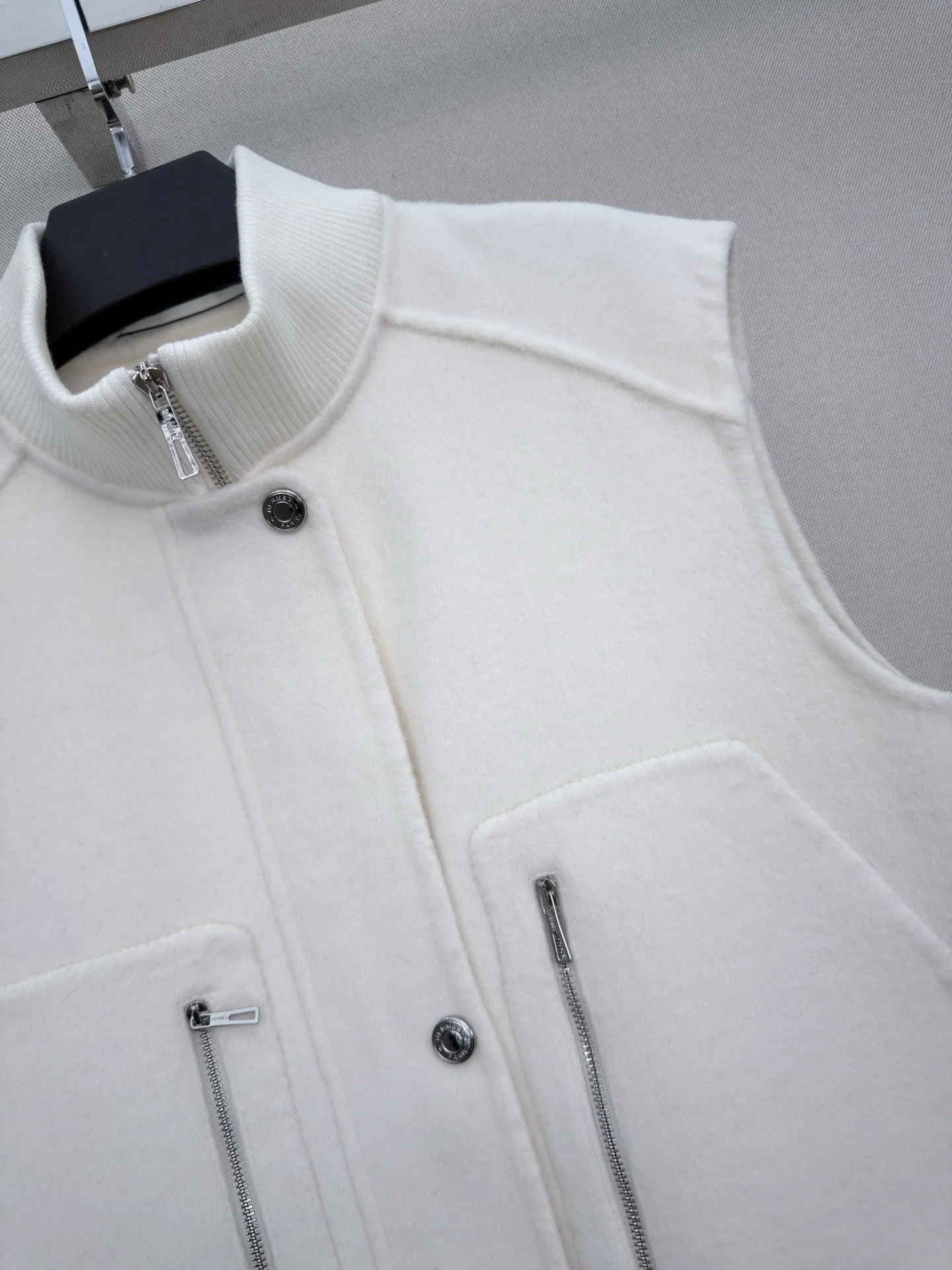 HERMES Jackets White-Silver S-L D05202609061125 - Image 3