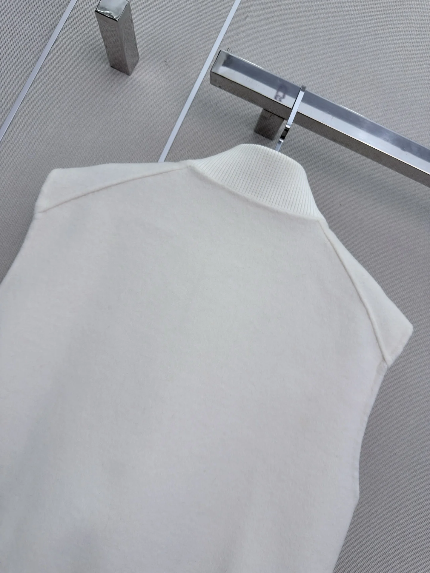 HERMES Jackets White-Silver S-L D05202609061125 - Image 8