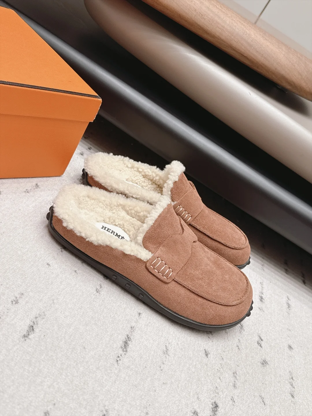 HERMES Loafers Brown-Cream B80202609111533 - Image 2