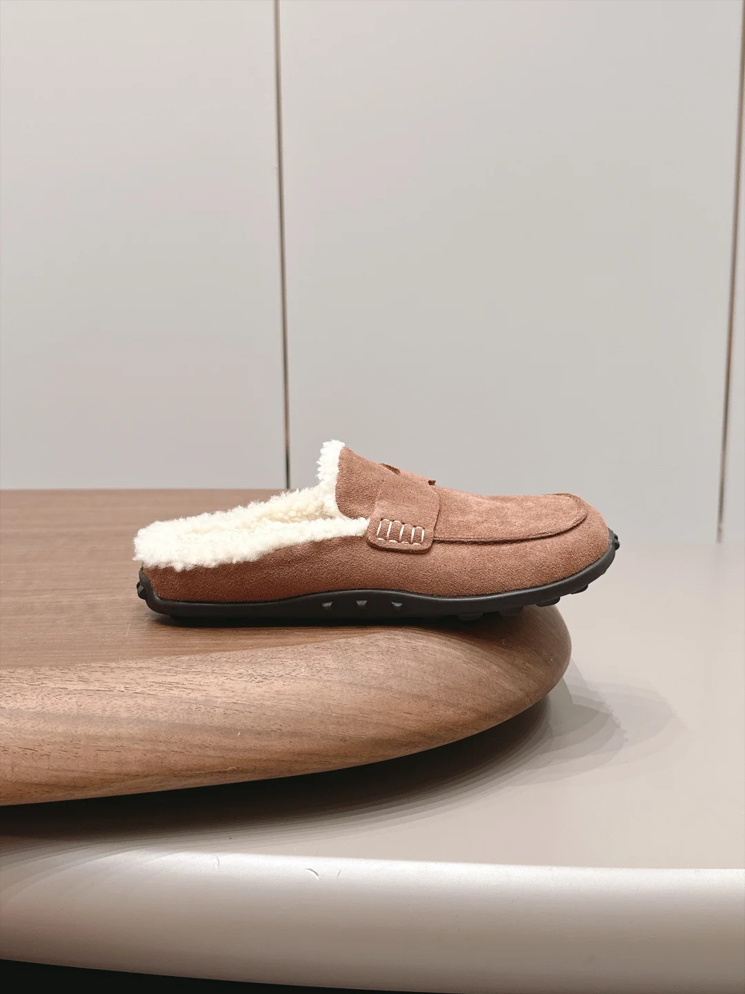 HERMES Loafers Brown-Cream B80202609111533 - Image 5