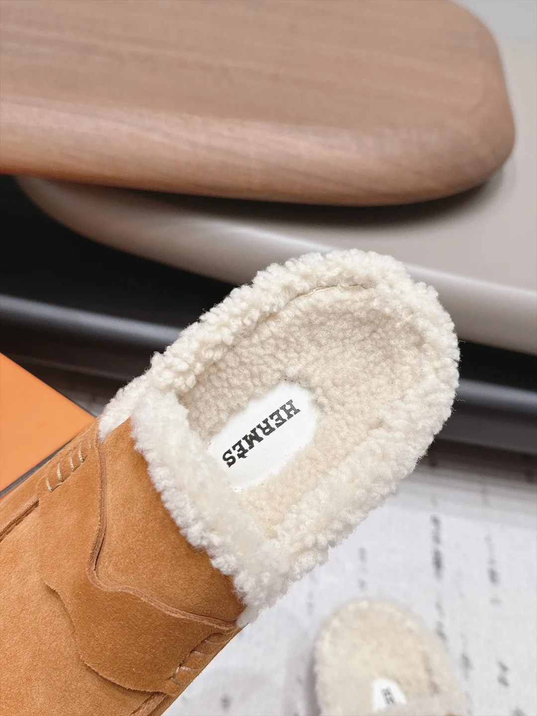 HERMES Loafers Suede and Wool Brown-Cream EU35-44 B90202609111534 - Image 6