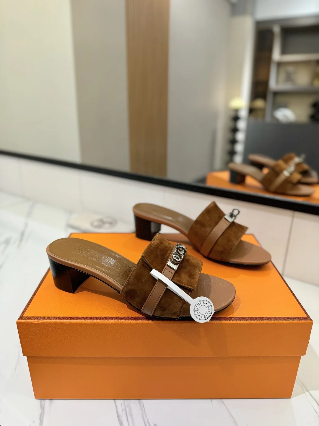 HERMES Mules Brown-Silver B30202609111861