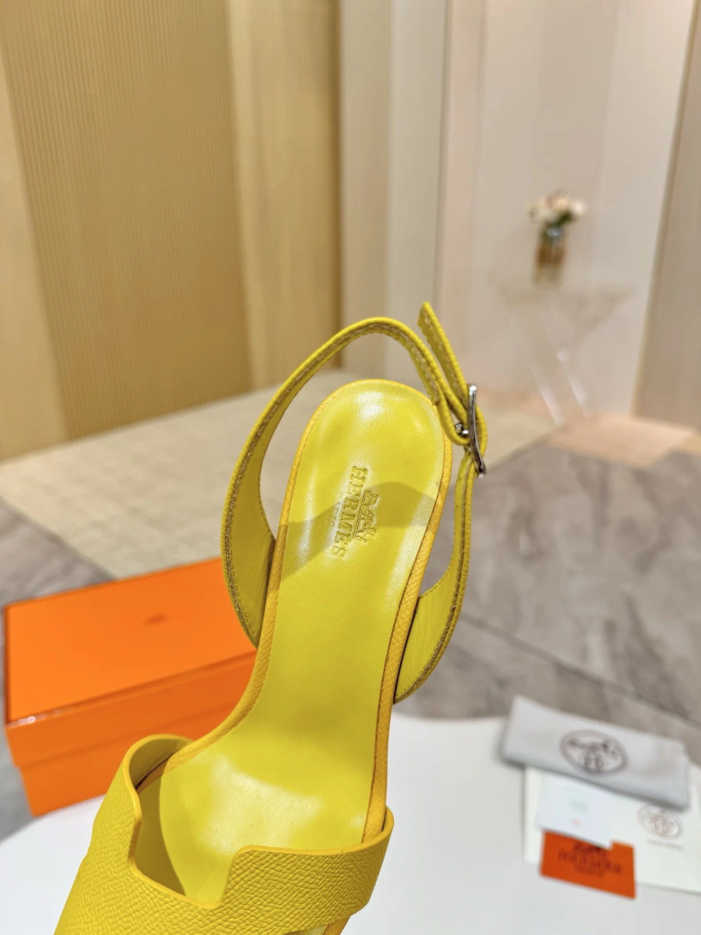 HERMES Sandals Calfskin Leather Yellow EU34-43 B90202609111479 - Image 4