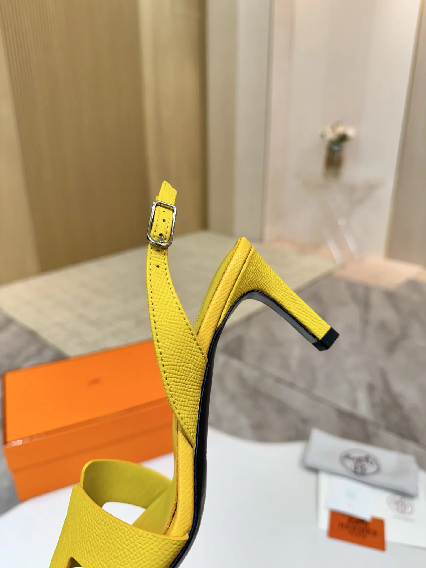 HERMES Sandals Calfskin Leather Yellow EU34-43 B90202609111479 - Image 5