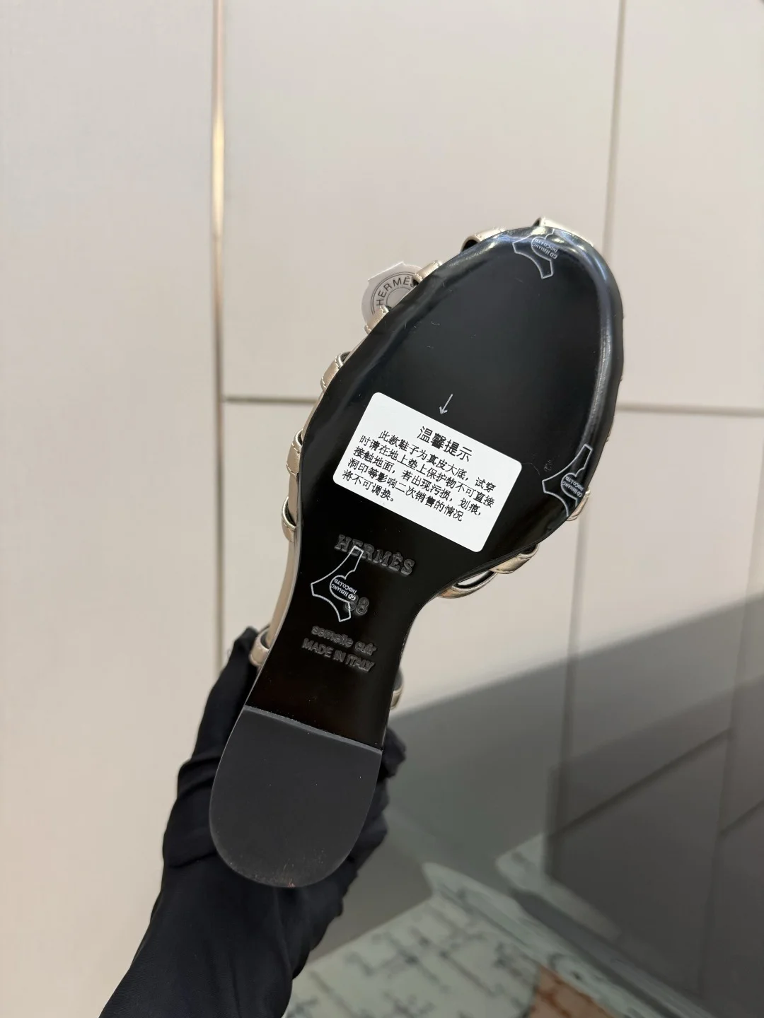 HERMES Sandals Lambskin Leather Gold-Black EU35-41 C80202609110307 - Image 9