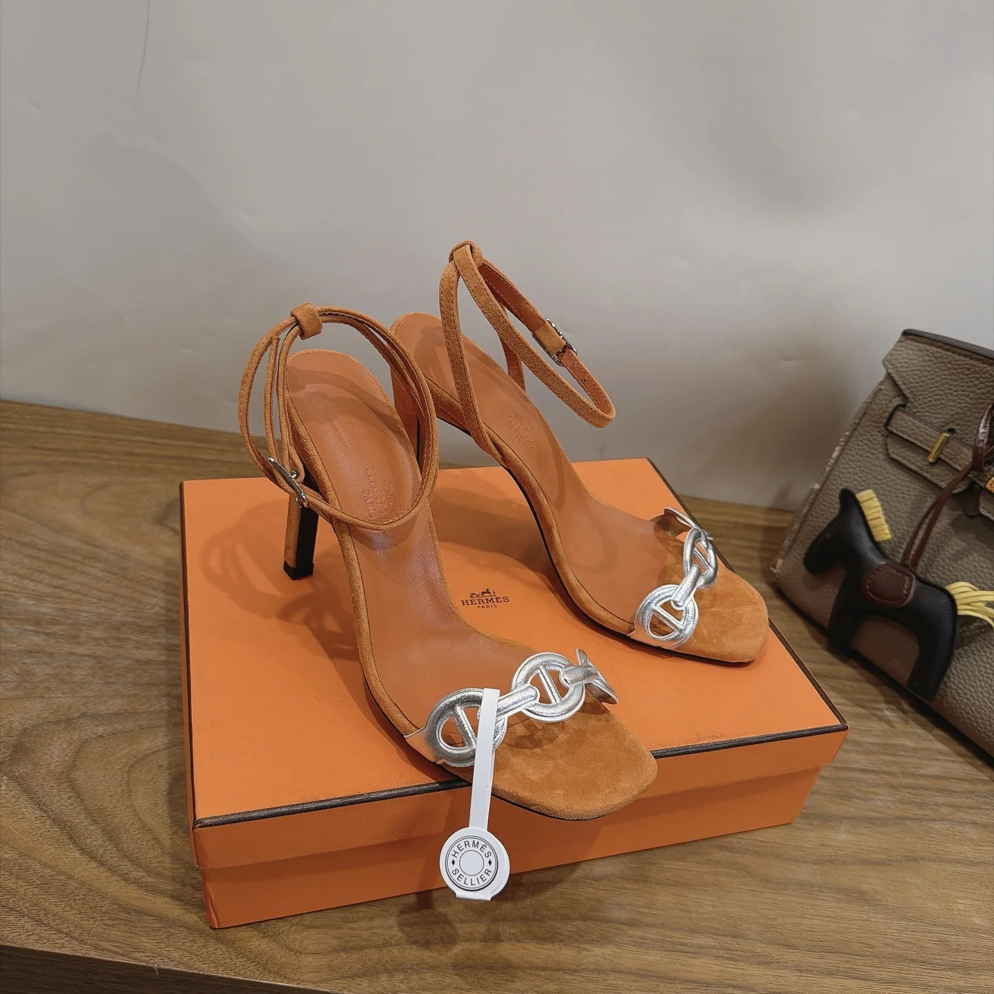 HERMES Sandals Orange-Silver C40202609111462 - Image 5