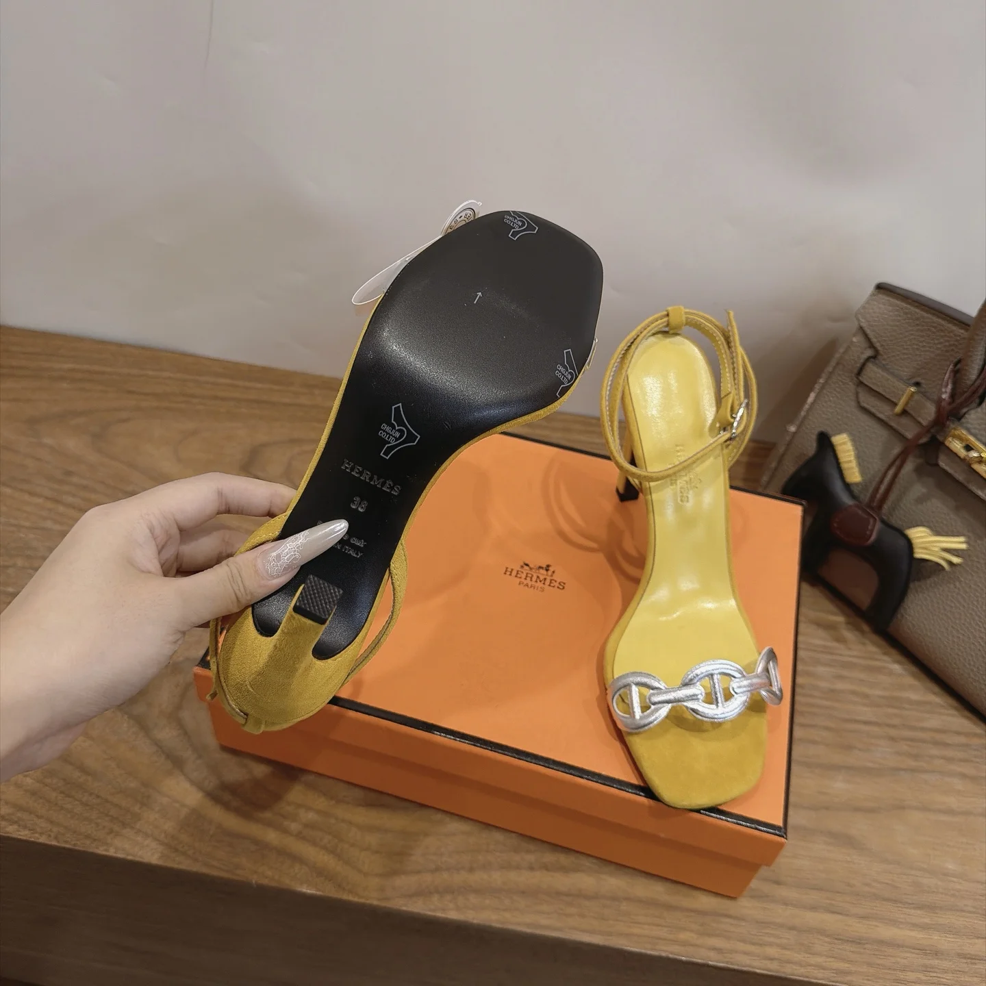 HERMES Sandals Yellow-Silver C40202609111453 - Image 9