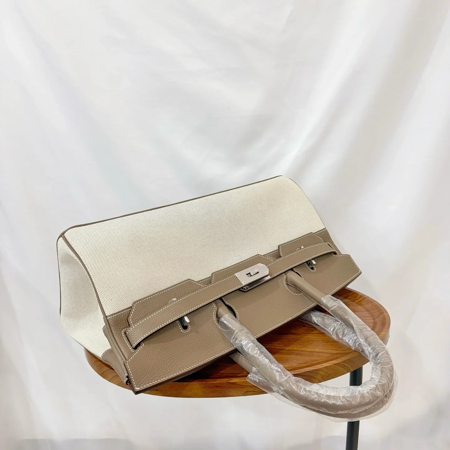 HERMES Shoulder Bags Beige-Taupe A850202609090226 - Image 4
